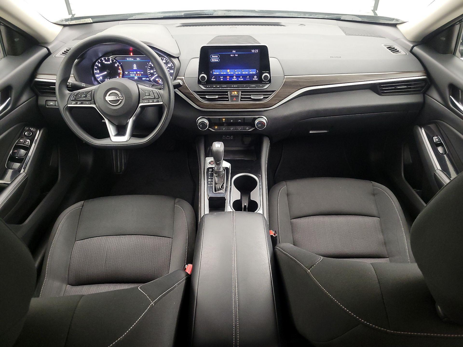 Thumbnail: 2023 Nissan Altima - 9