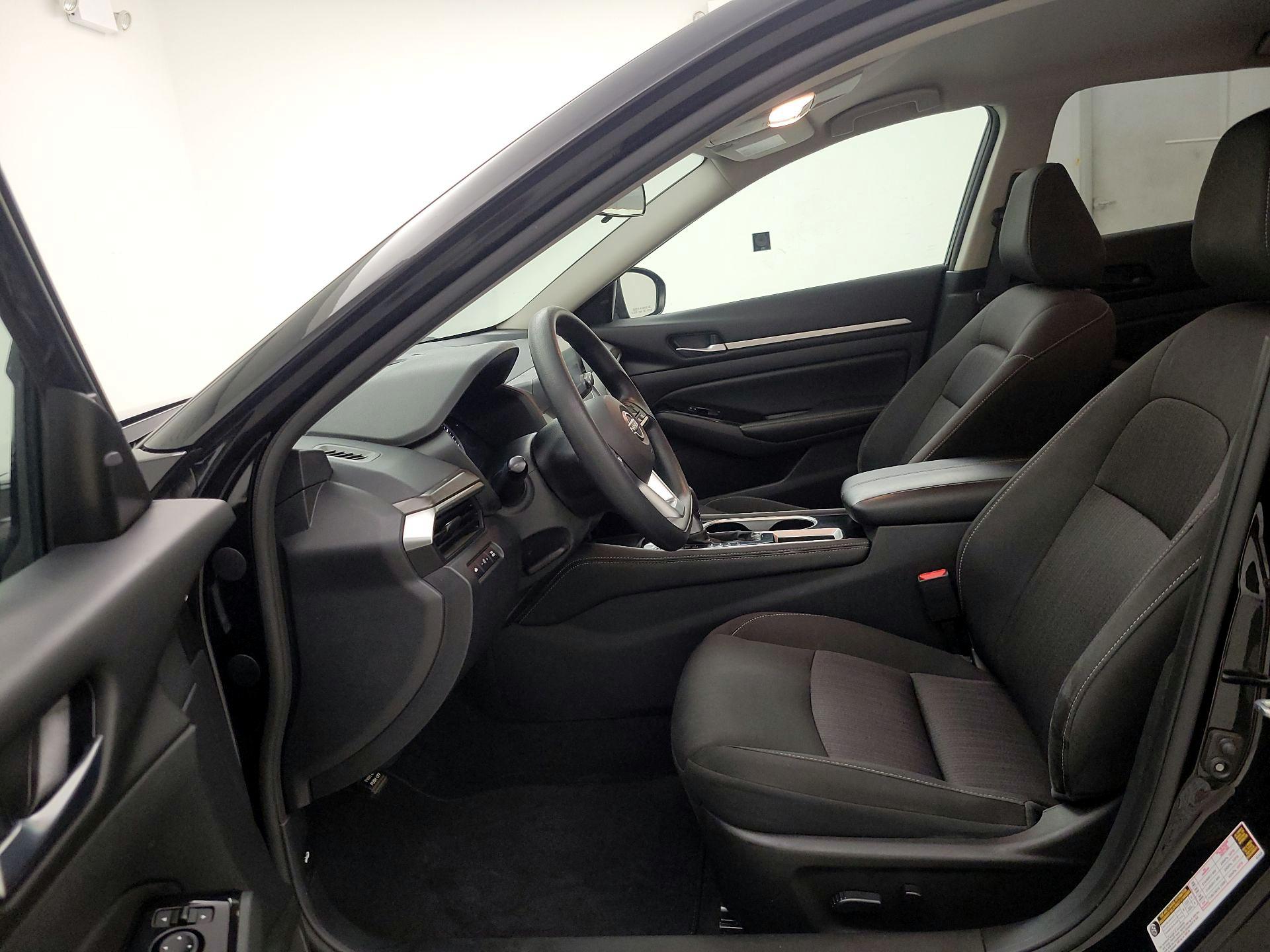 Thumbnail: 2023 Nissan Altima - 11