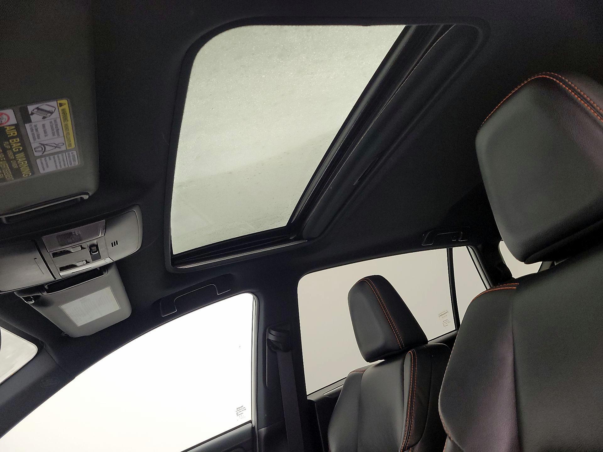 Thumbnail: 2016 Toyota RAV4 - 20