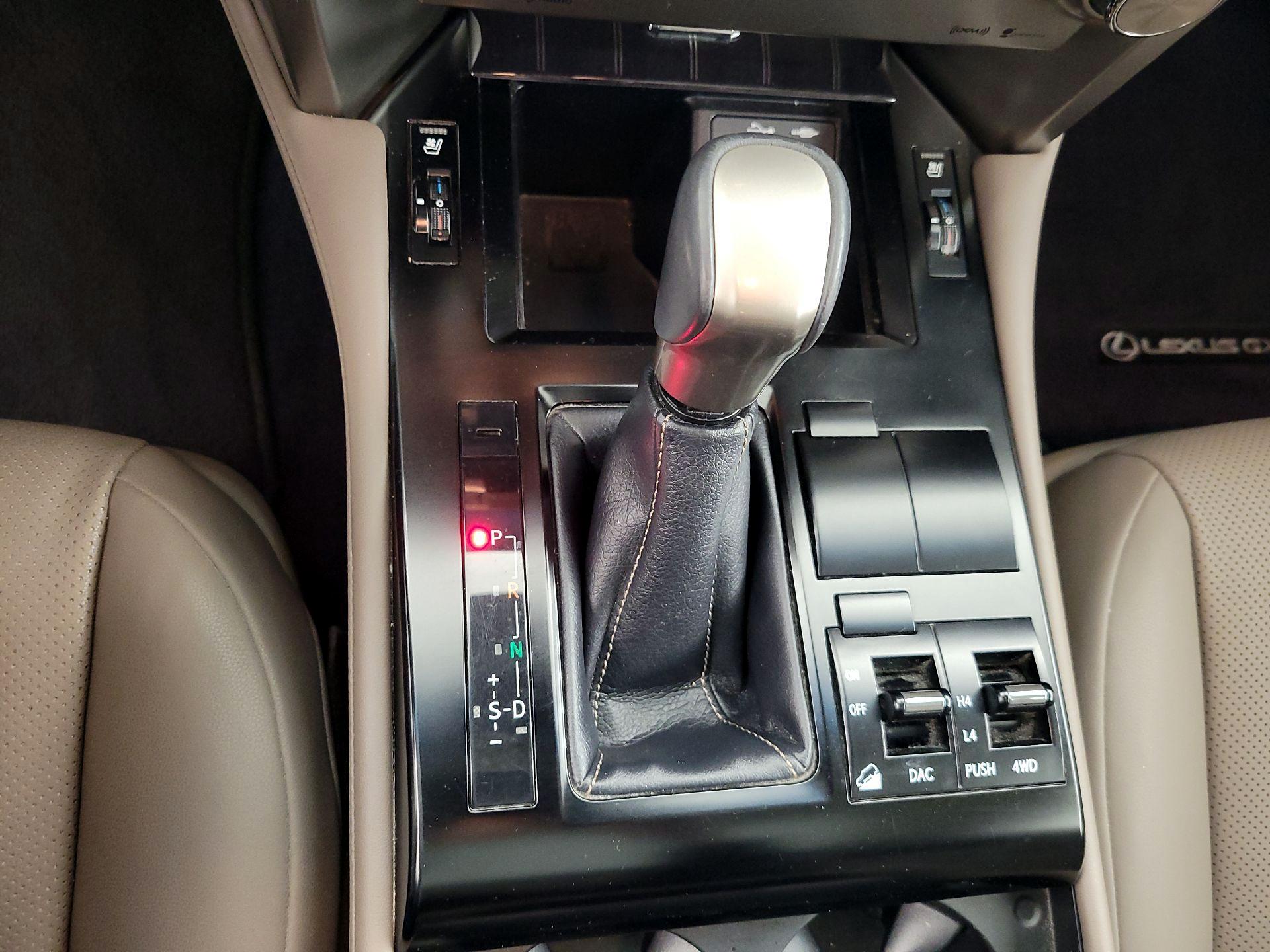 Thumbnail: 2021 Lexus GX - 18