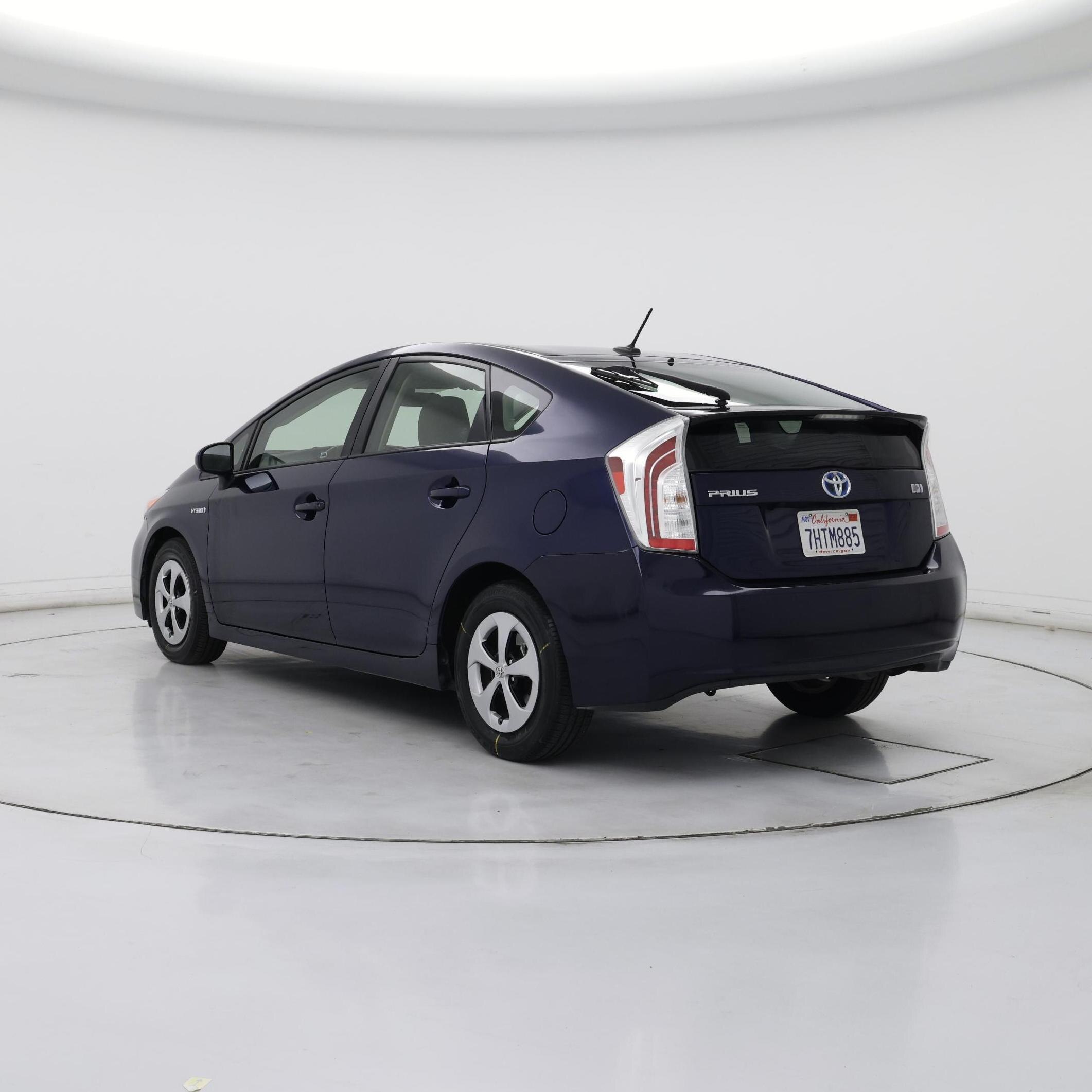 Thumbnail: 2015 Toyota Prius - 2