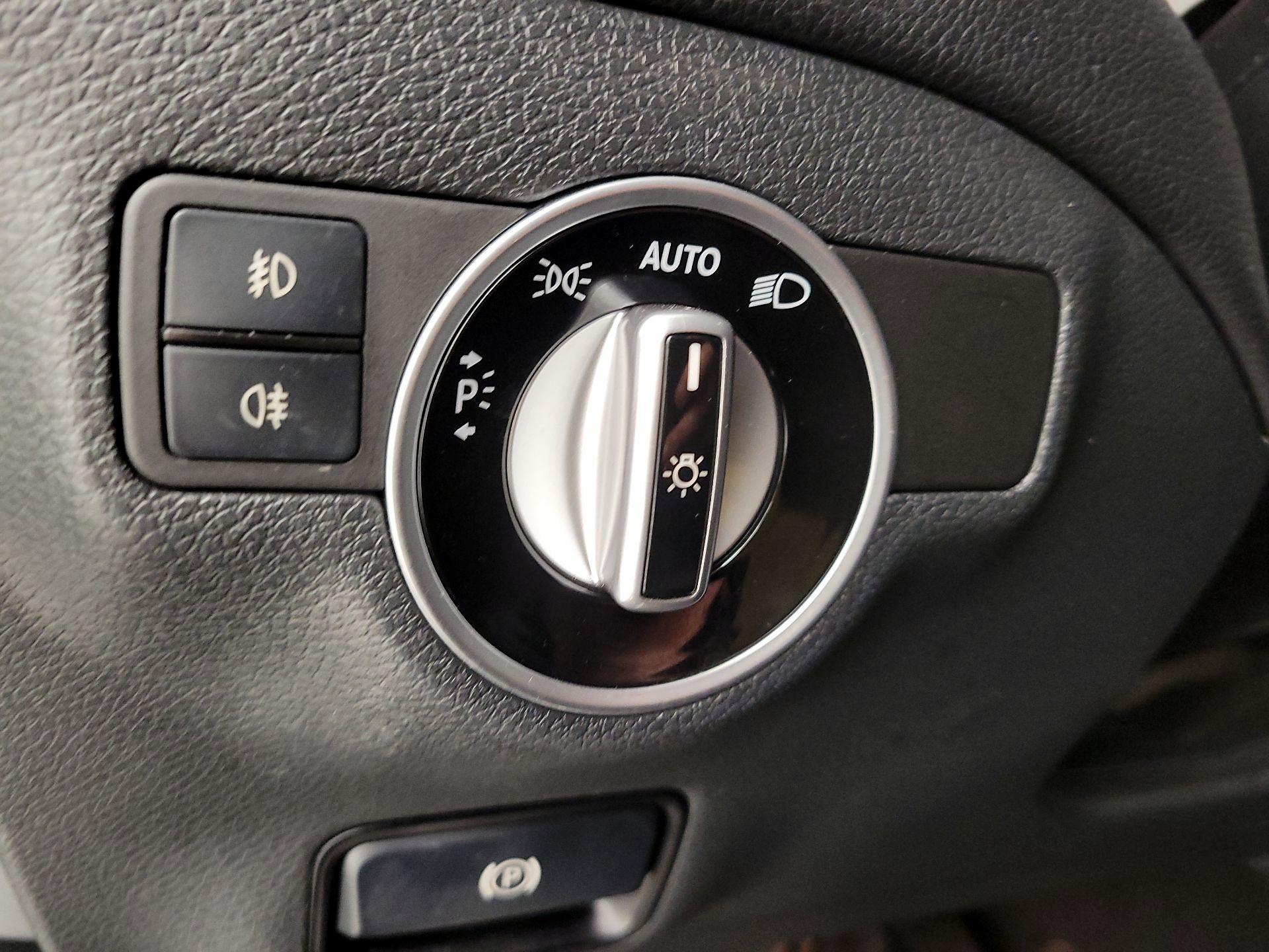 Thumbnail: 2016 Mercedes-Benz GLA - 13