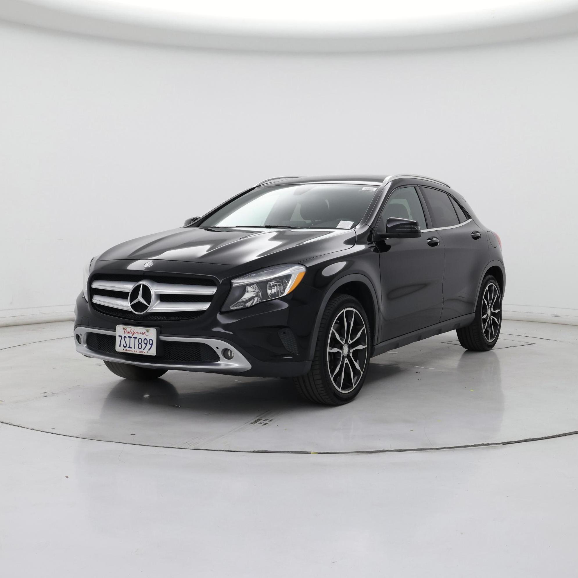 Thumbnail: 2016 Mercedes-Benz GLA - 4