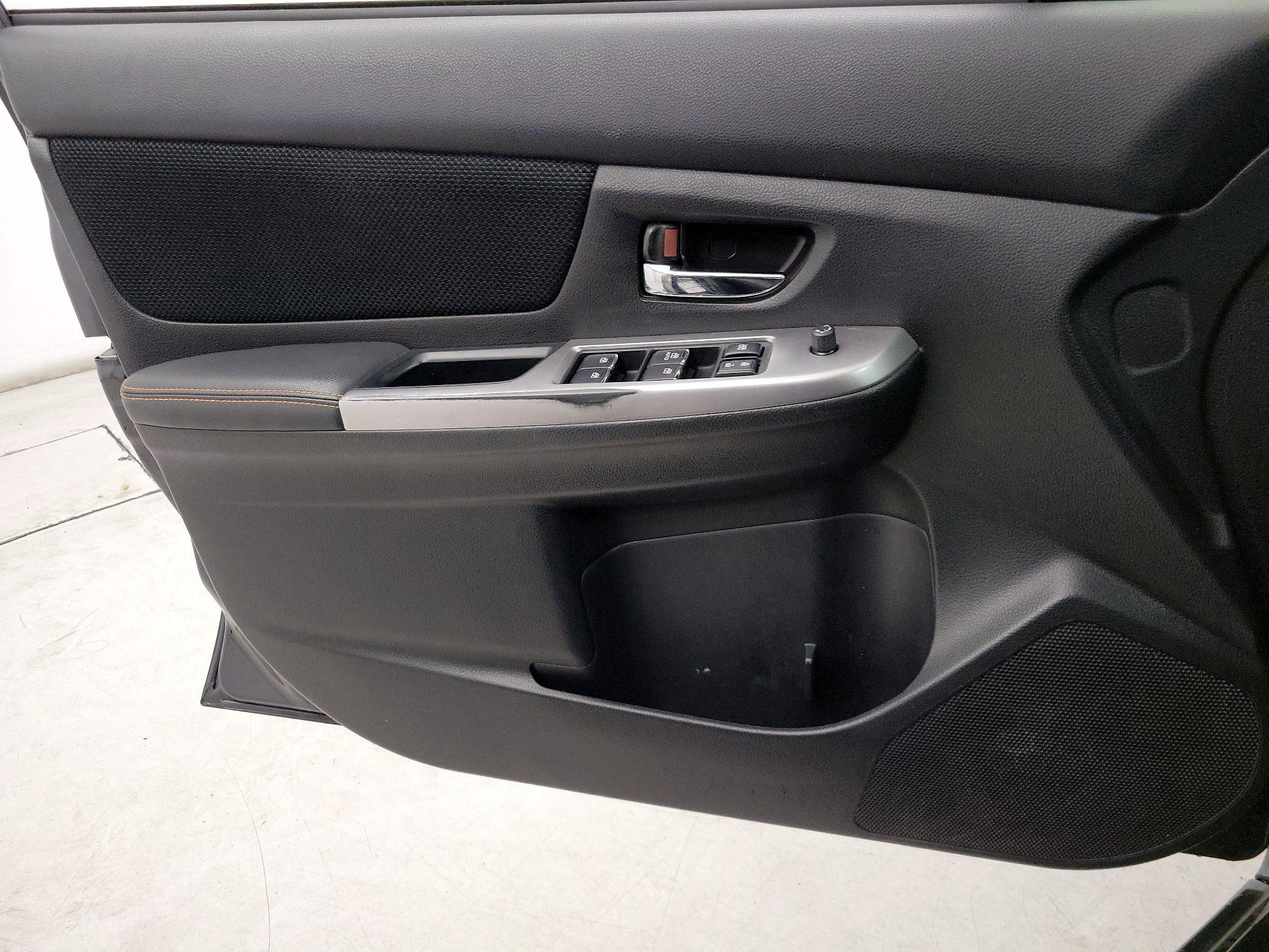 Thumbnail: 2016 Subaru XV Crosstrek - 12