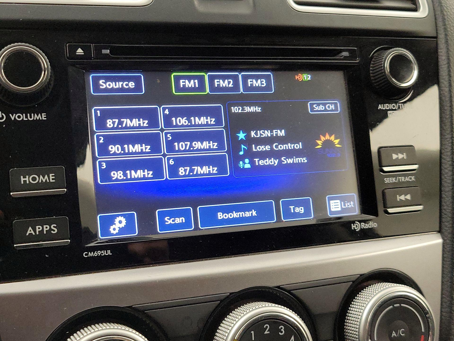 Thumbnail: 2016 Subaru XV Crosstrek - 15