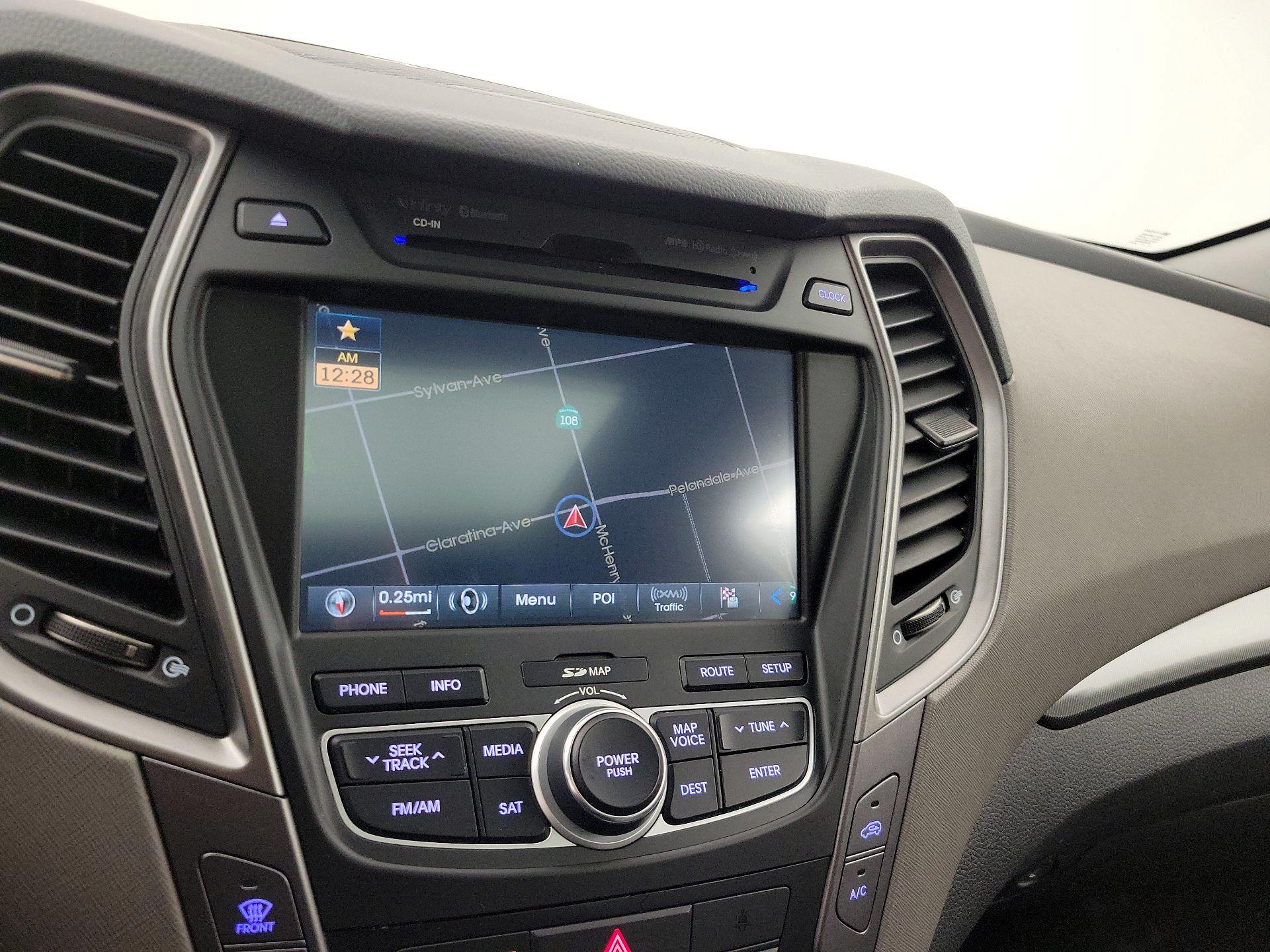 Thumbnail: 2015 Hyundai Santa Fe - 14