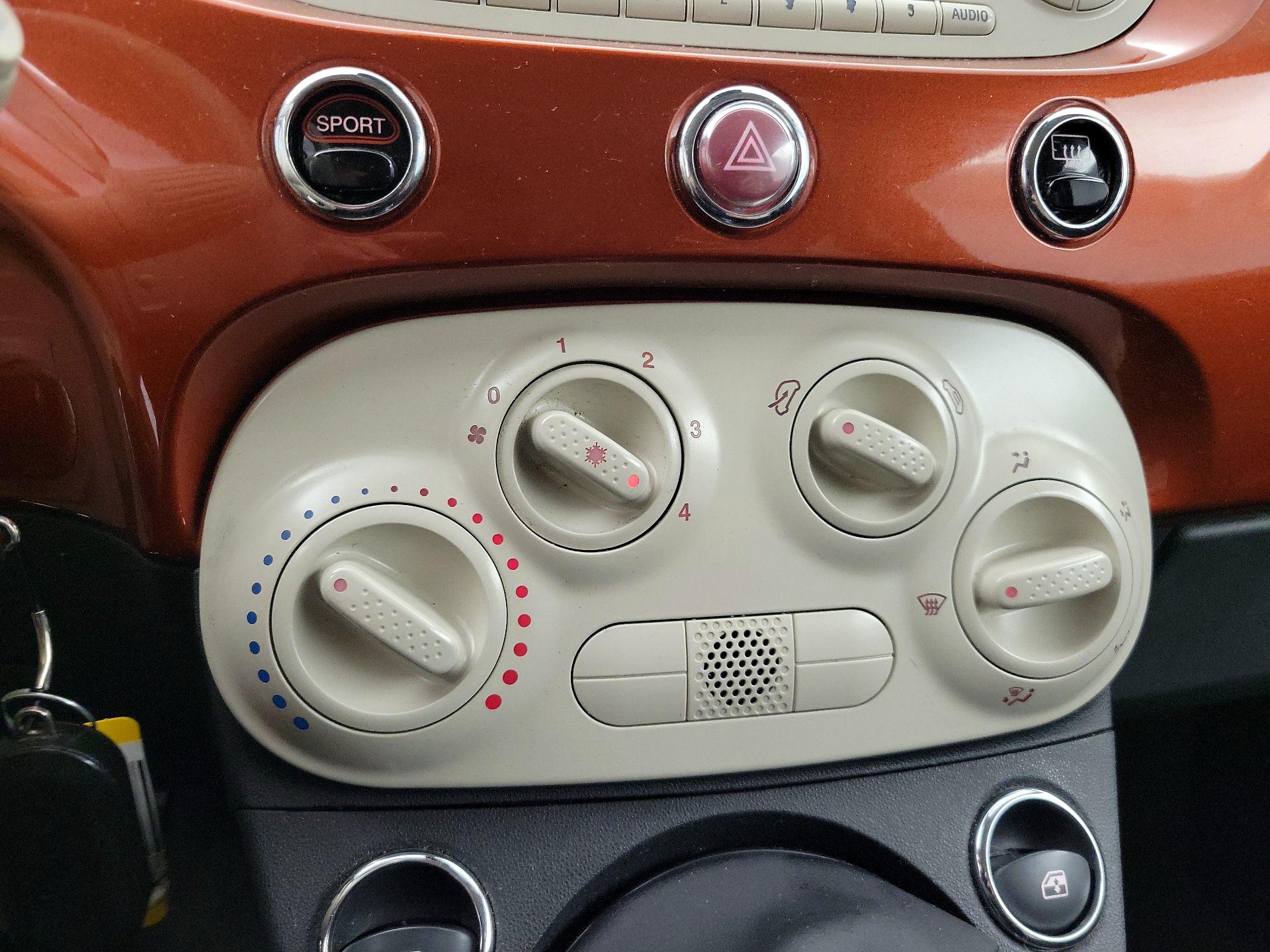 Thumbnail: 2015 Fiat 500 - 15