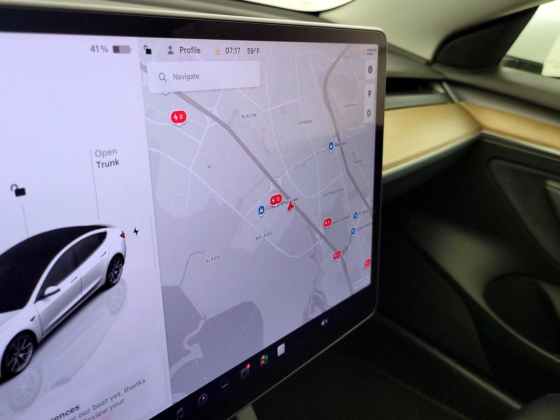 Thumbnail: 2023 Tesla Model 3 - 13