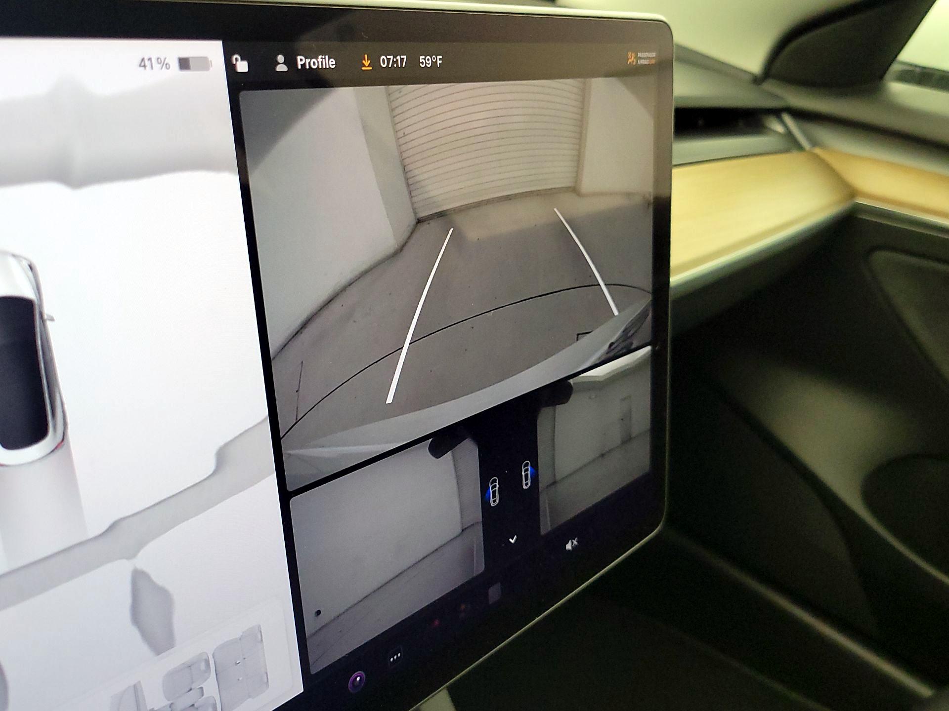 Thumbnail: 2023 Tesla Model 3 - 14