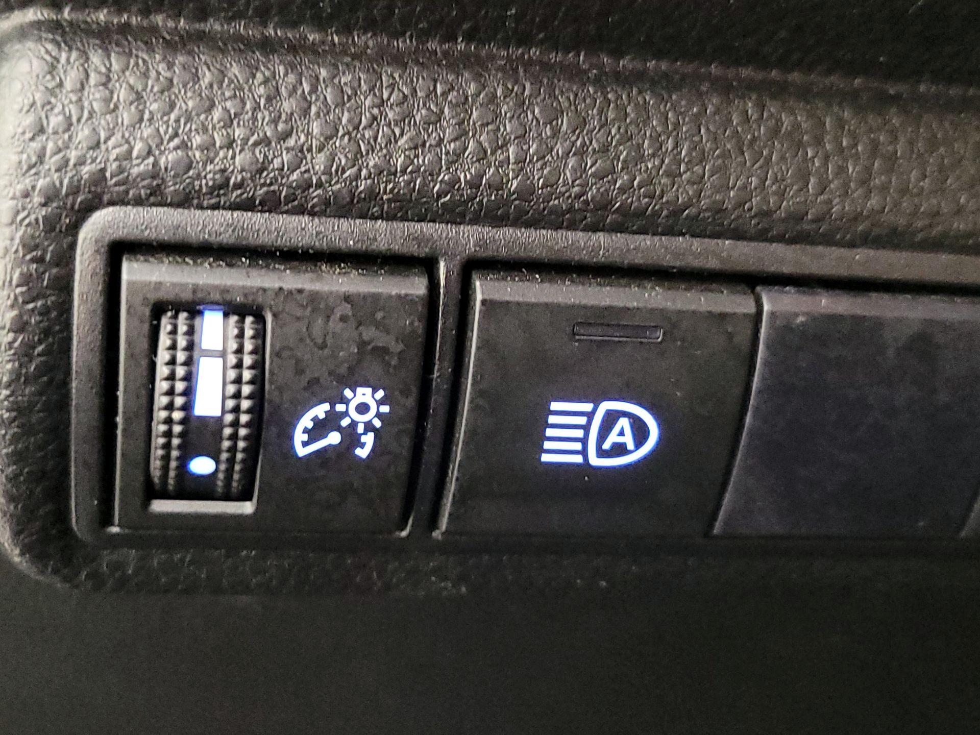 Thumbnail: 2020 Toyota Corolla - 13