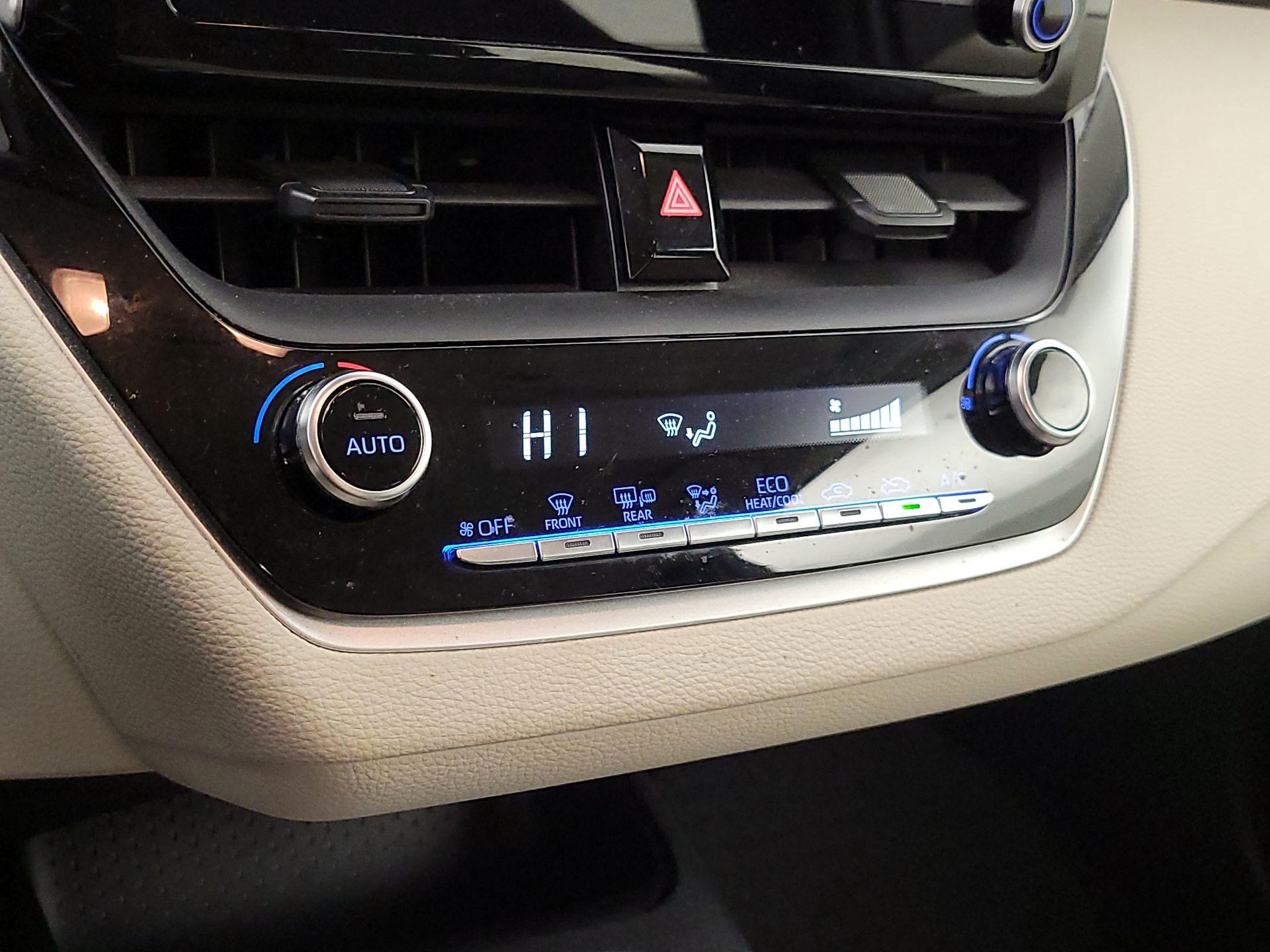 Thumbnail: 2020 Toyota Corolla - 16