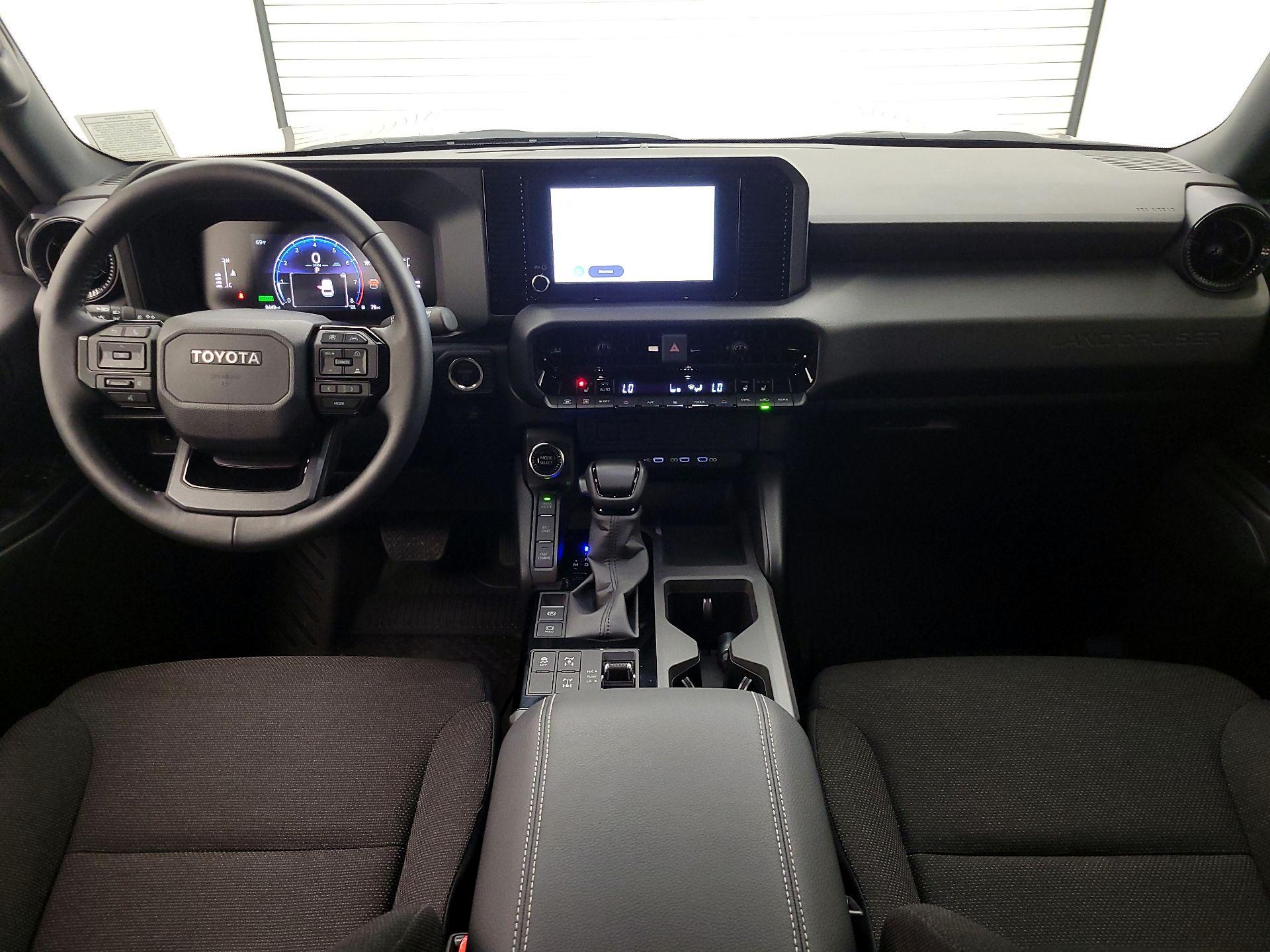 Thumbnail: 2025 Toyota Land Cruiser - 9