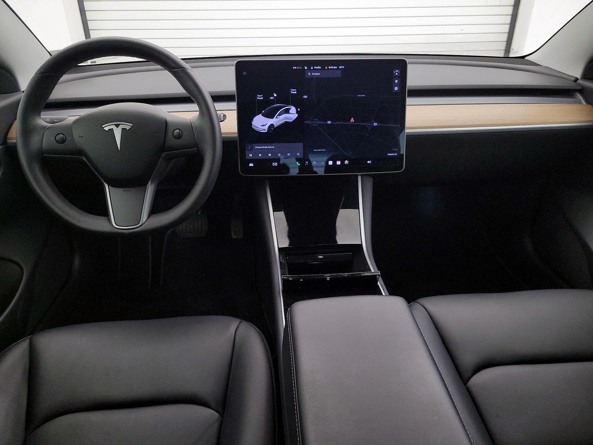 Thumbnail: 2020 Tesla Model 3 - 9