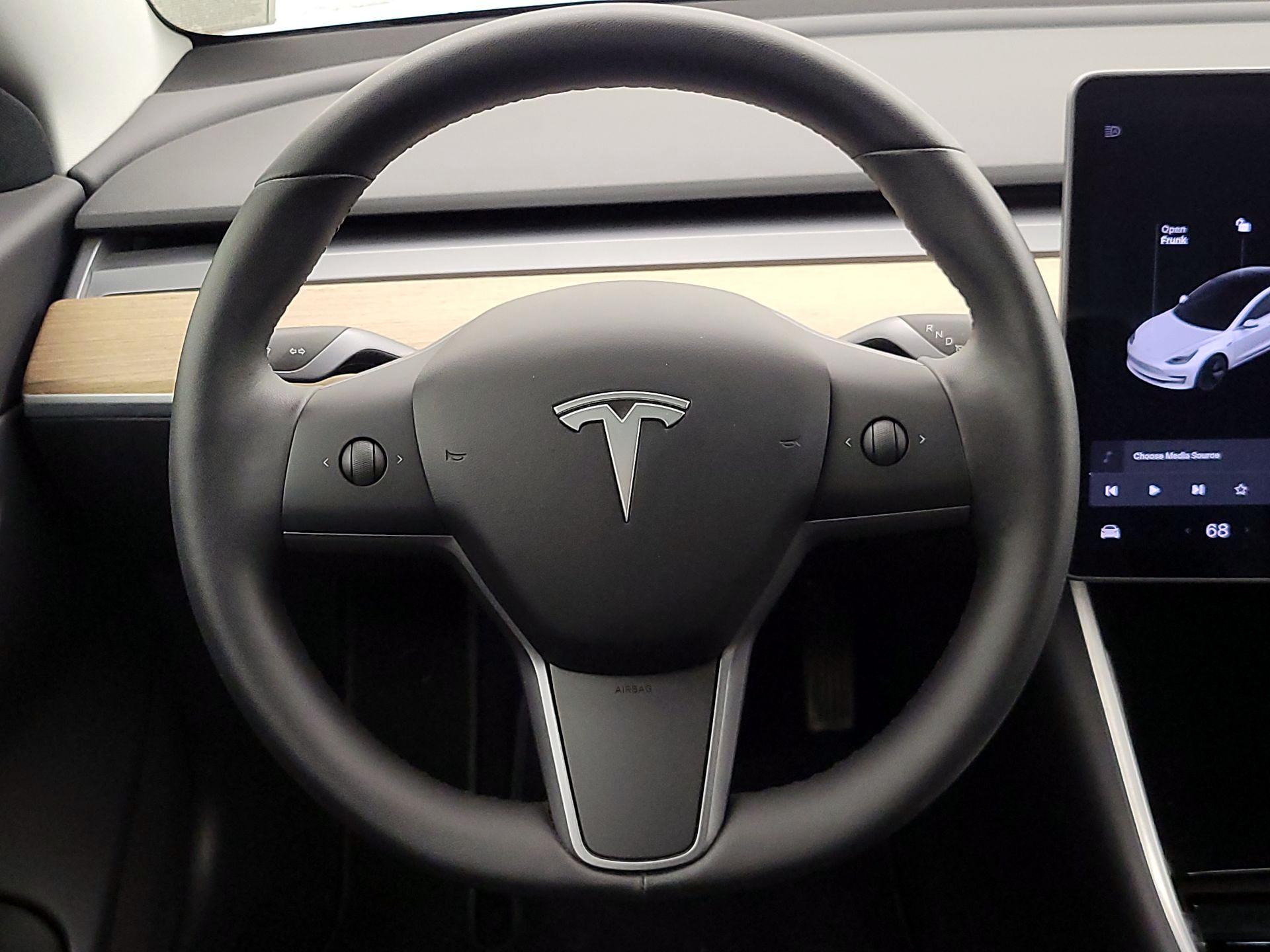 Thumbnail: 2020 Tesla Model 3 - 10