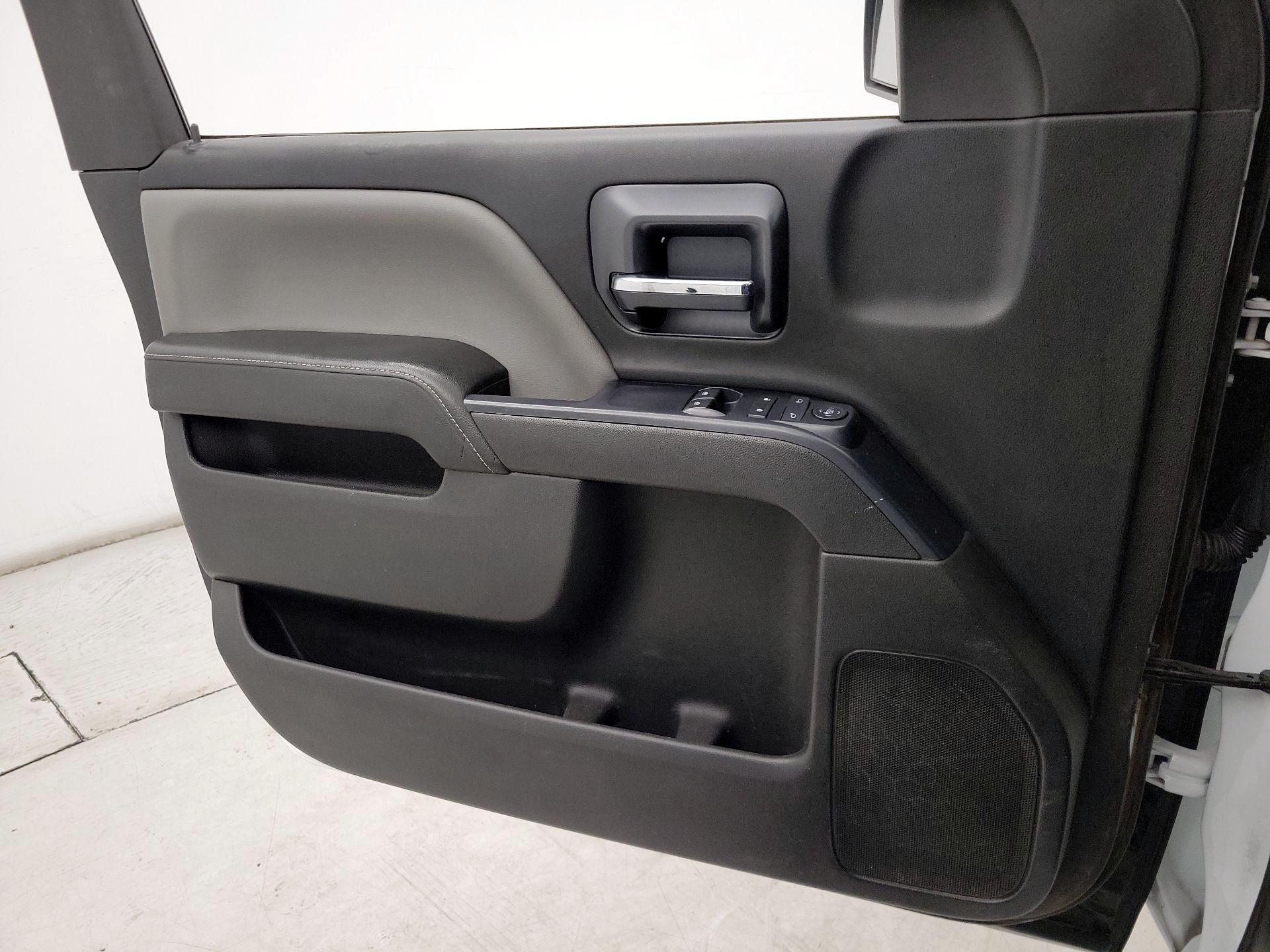 Thumbnail: 2015 GMC Sierra 1500 - 12