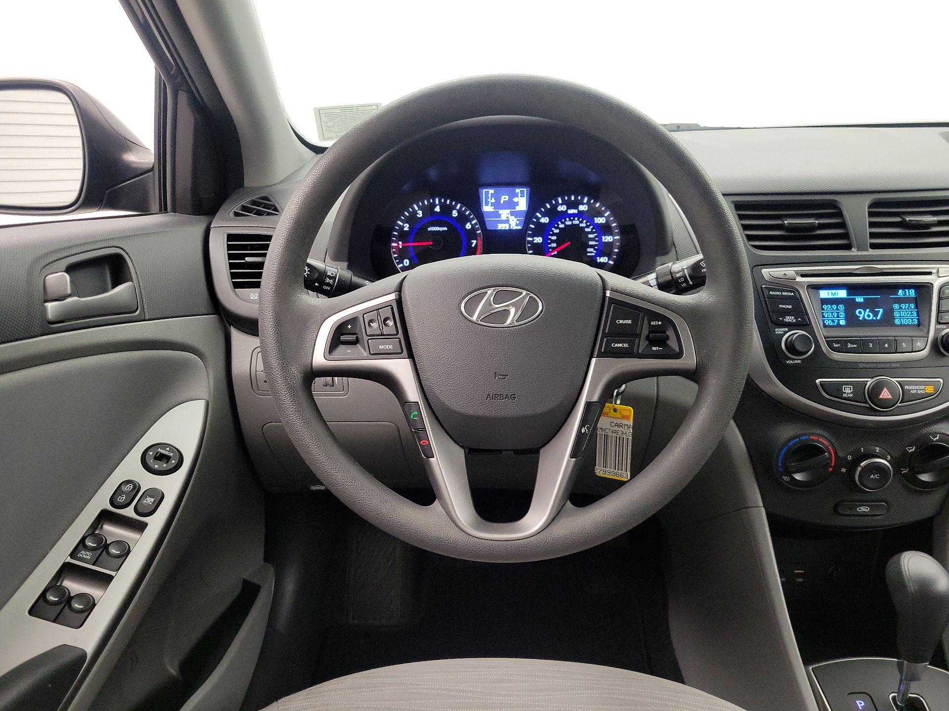 Thumbnail: 2017 Hyundai Accent - 10