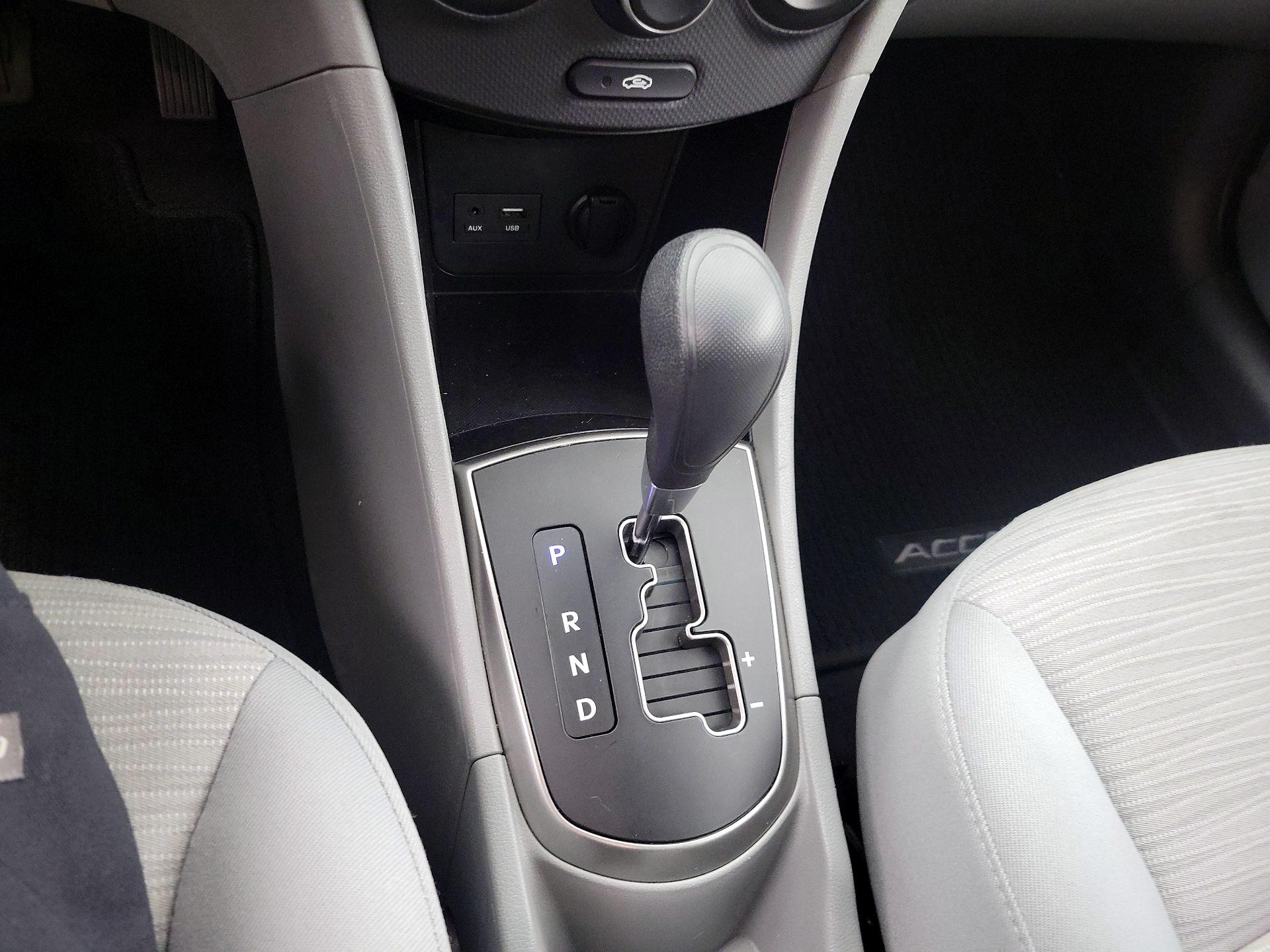 Thumbnail: 2017 Hyundai Accent - 16