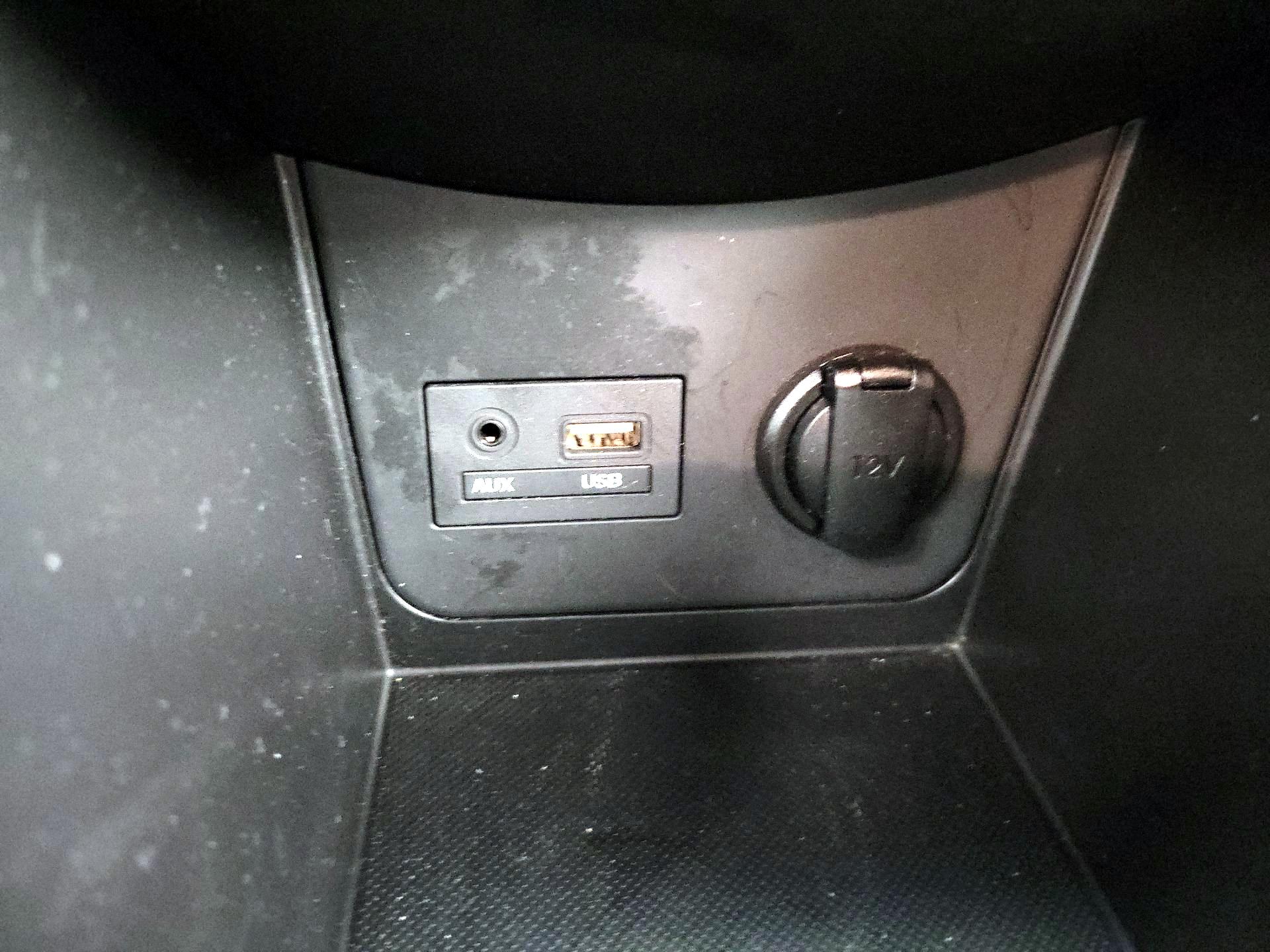 Thumbnail: 2017 Hyundai Accent - 17