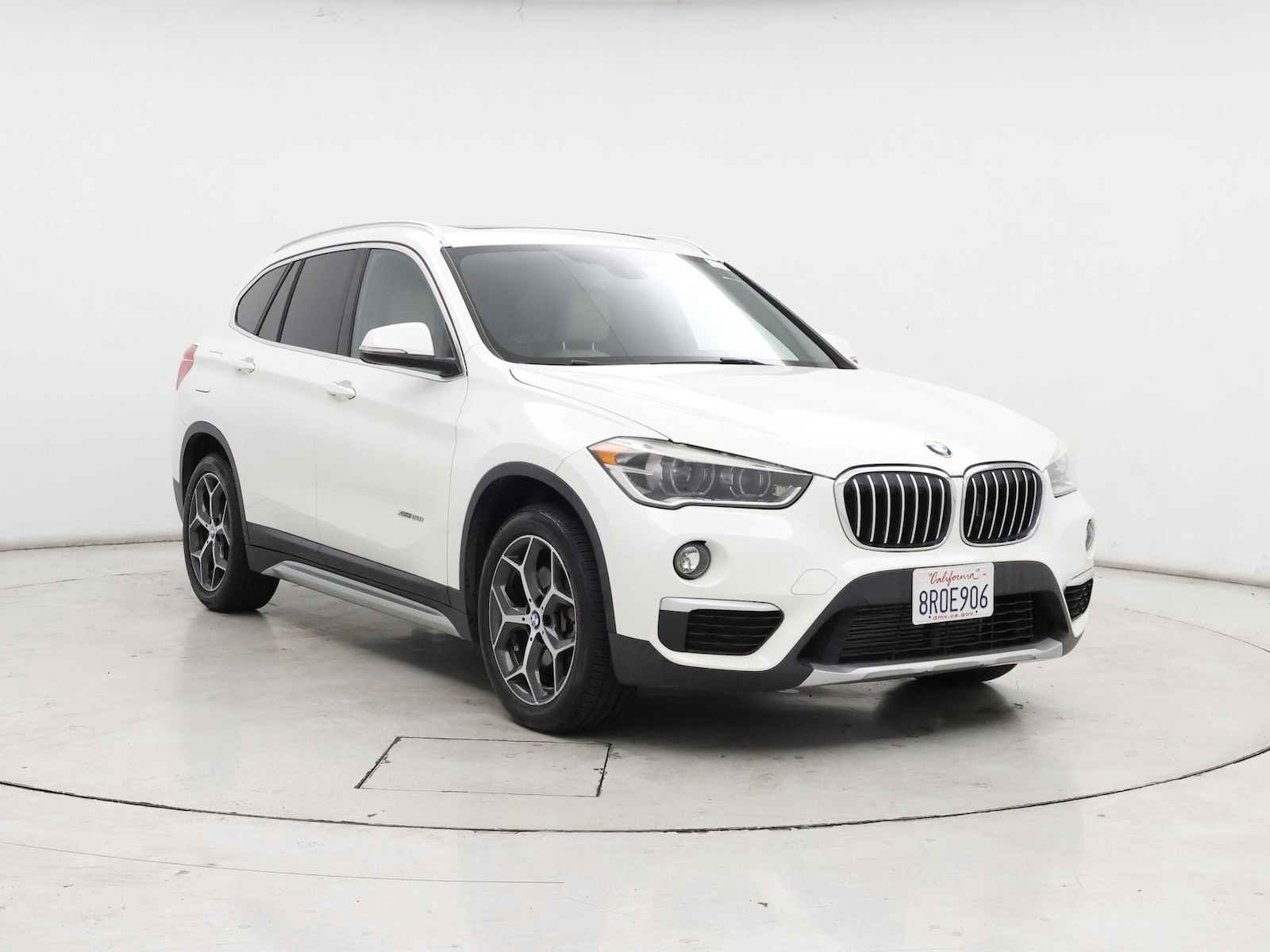 2016 BMW X1 28i - Photo 2