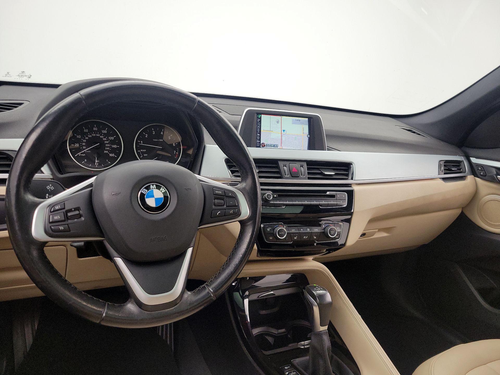 Thumbnail: 2016 BMW X1 - 9