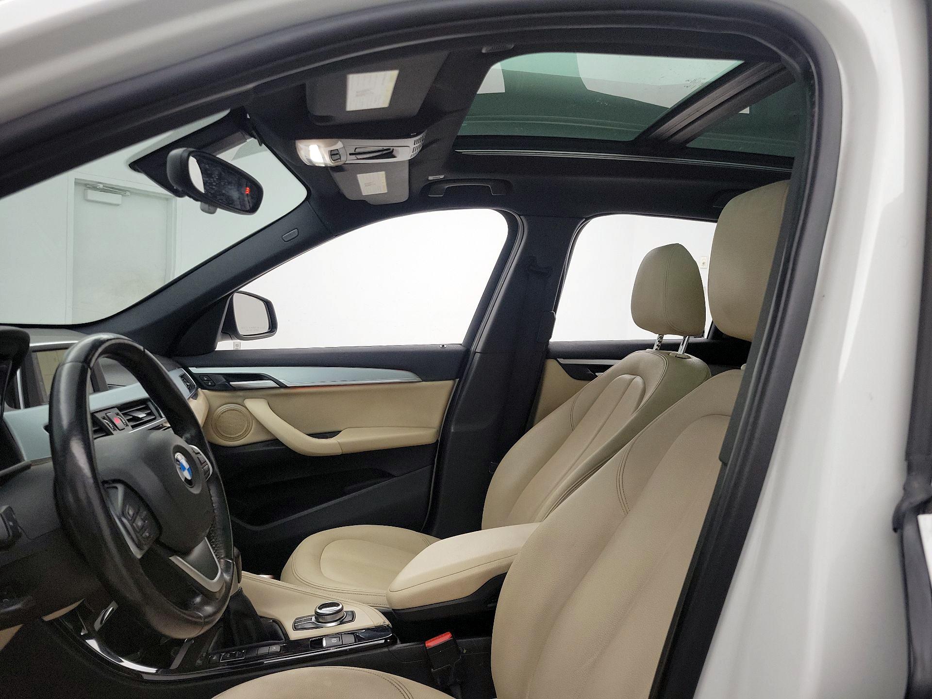 Thumbnail: 2016 BMW X1 - 19