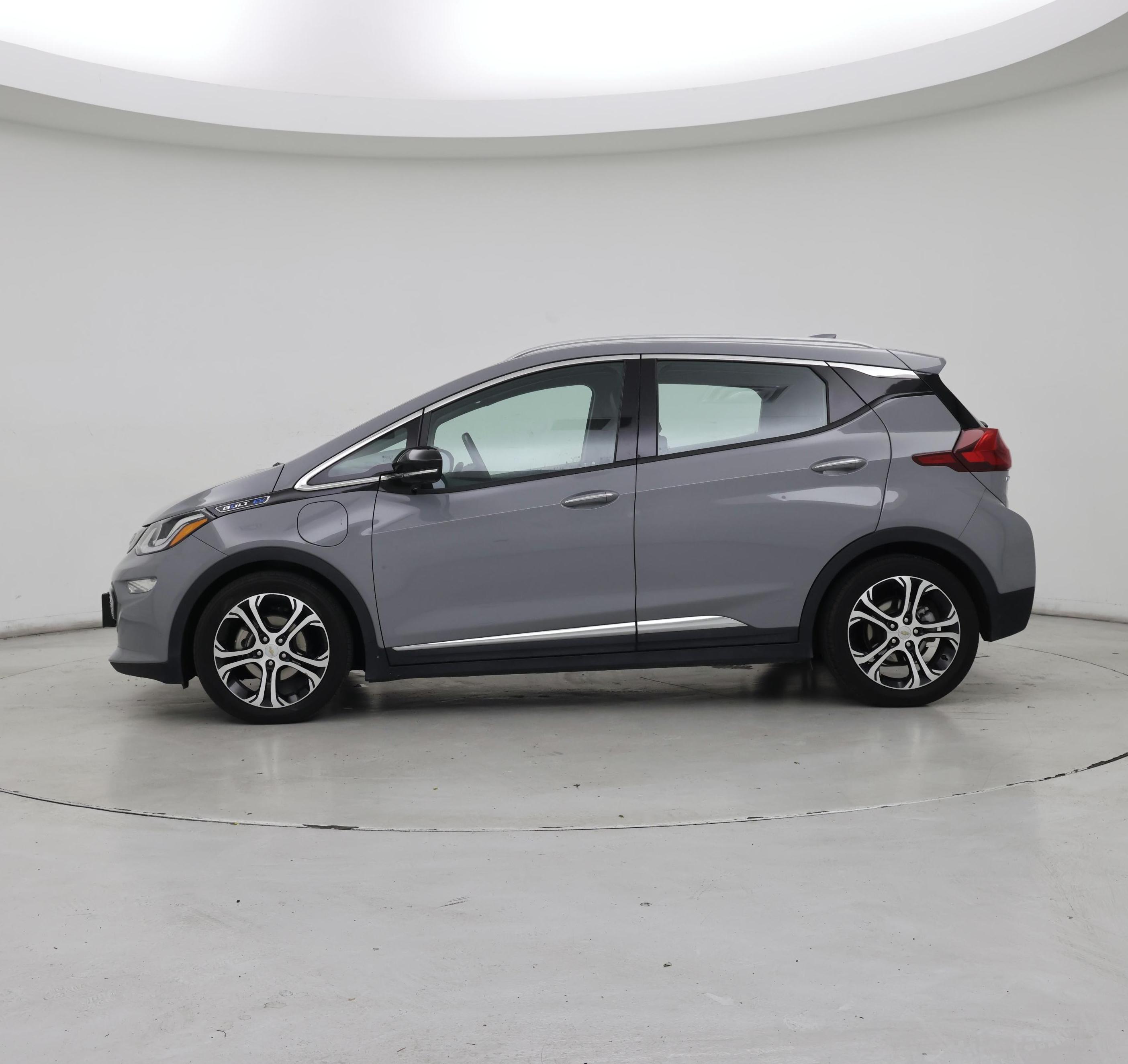Thumbnail: 2021 Chevrolet Bolt EV - 3