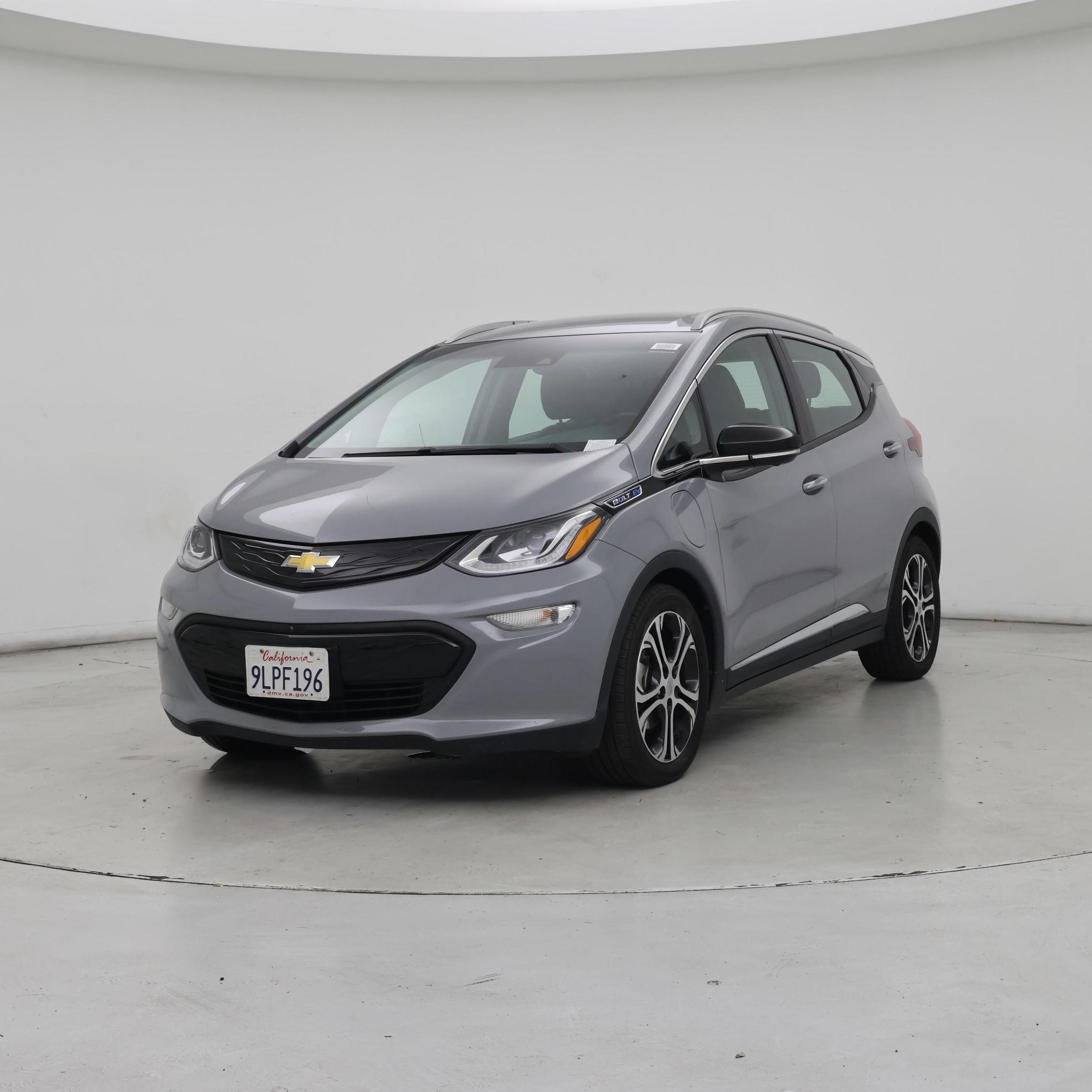 Thumbnail: 2021 Chevrolet Bolt EV - 4