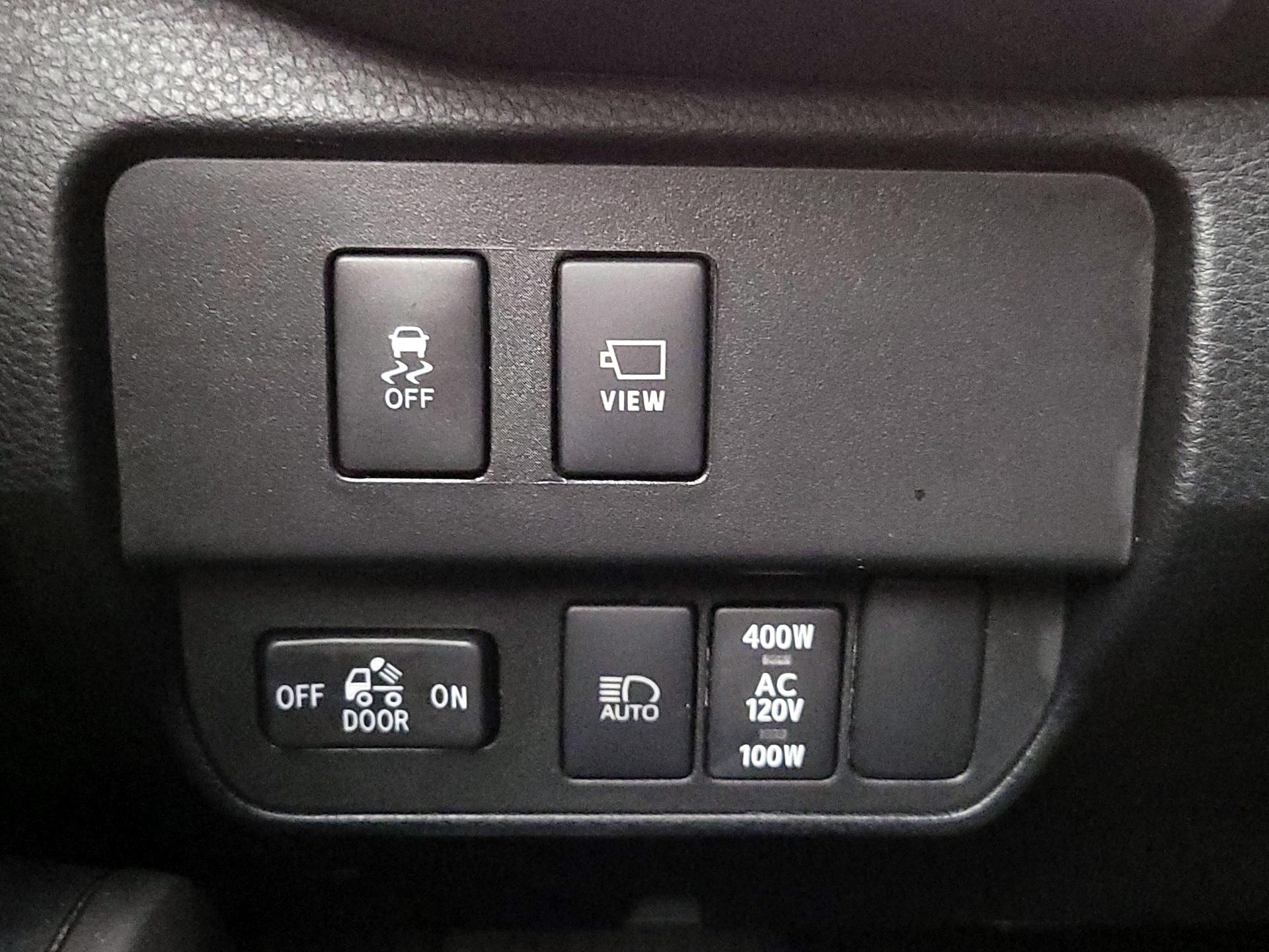 Thumbnail: 2023 Toyota Tacoma - 13