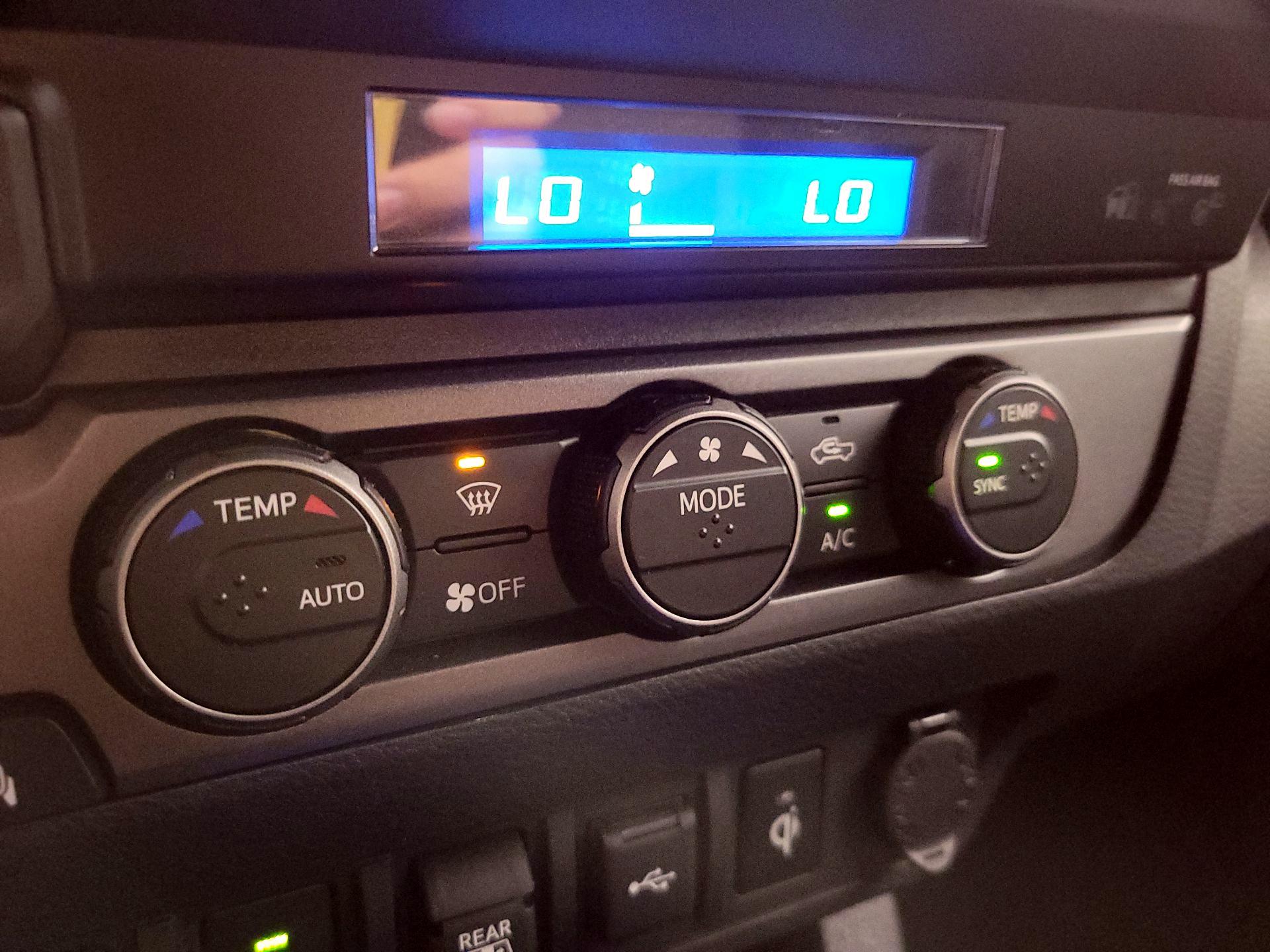 Thumbnail: 2023 Toyota Tacoma - 16