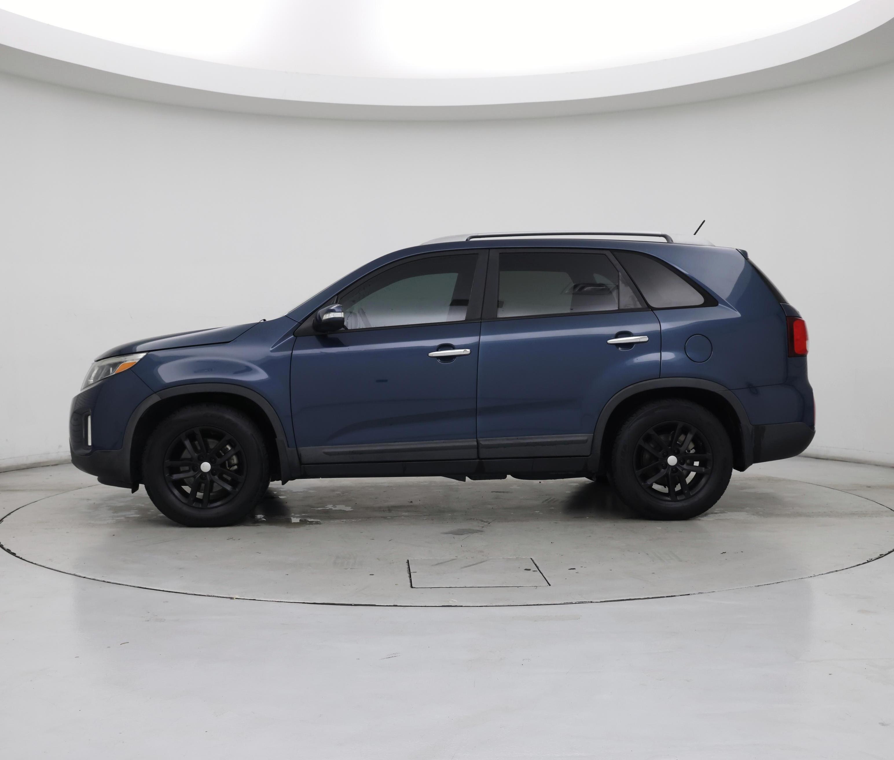 Thumbnail: 2015 Kia Sorento - 3