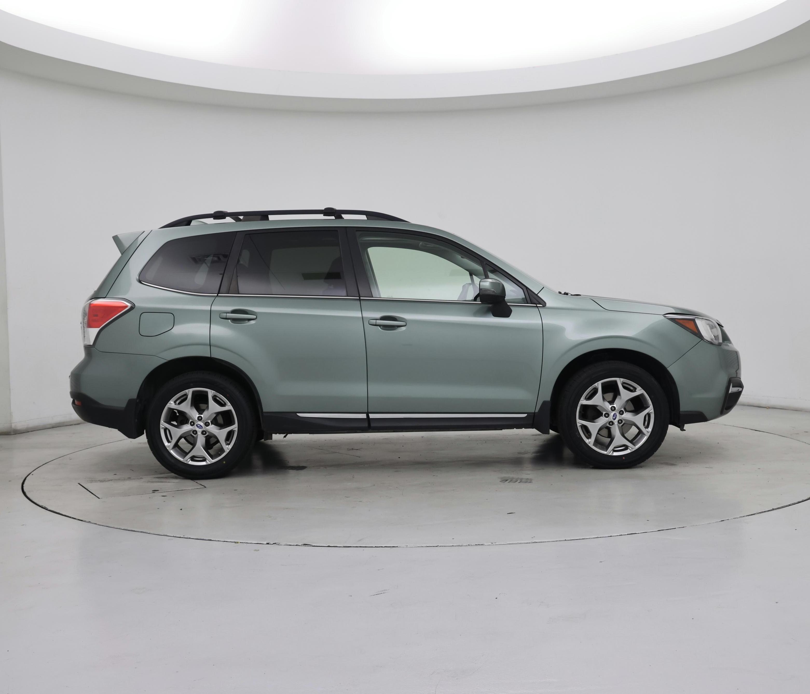 Thumbnail: 2017 Subaru Forester - 7