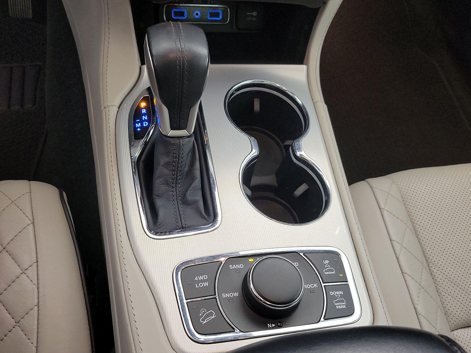 2019 Jeep Grand Cherokee Summit - Photo 19