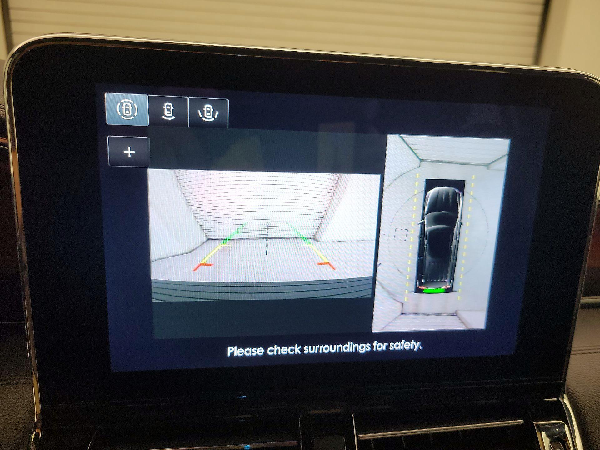 Thumbnail: 2020 Lincoln Navigator L - 15