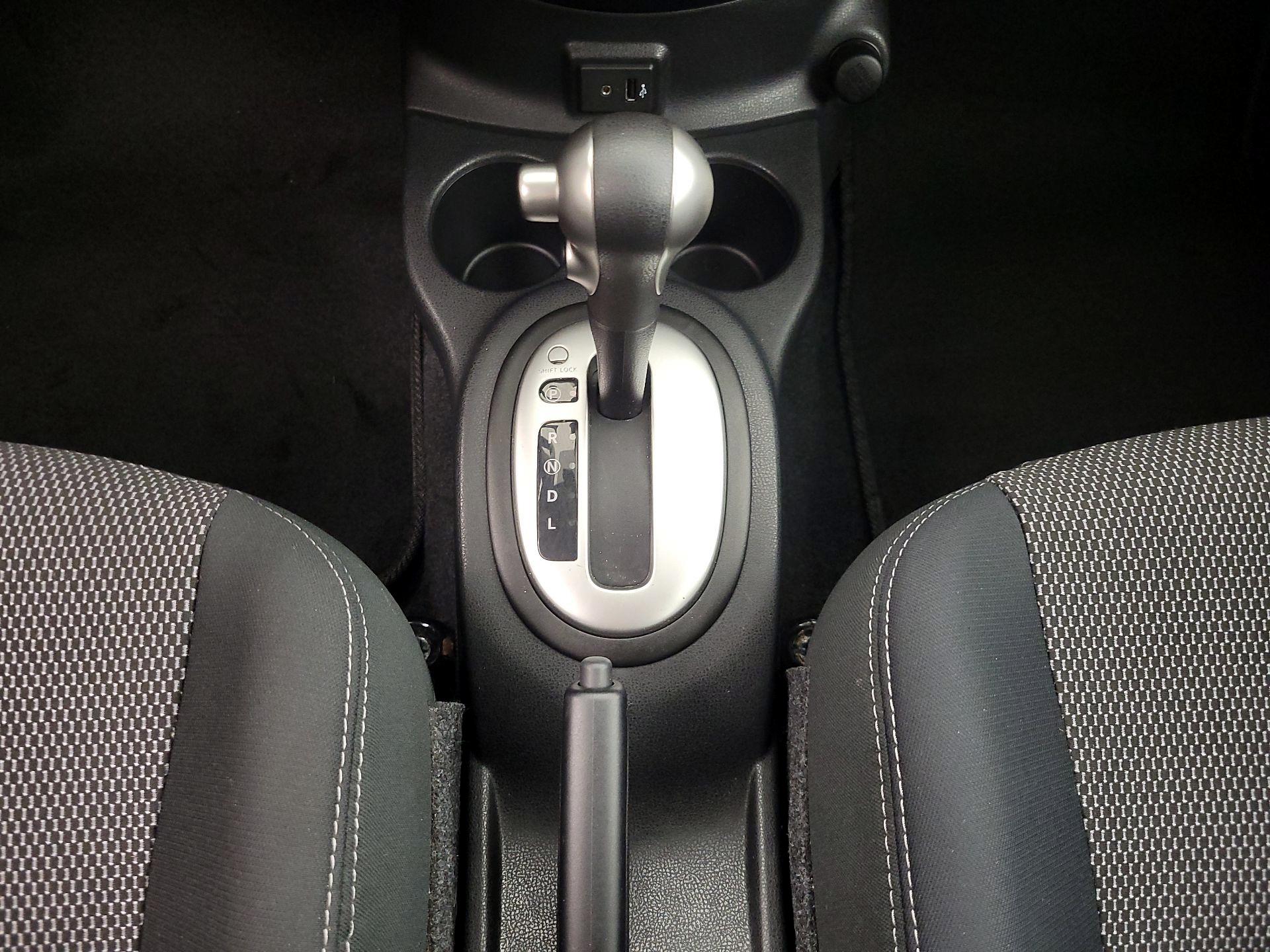 Thumbnail: 2017 Nissan Versa - 17