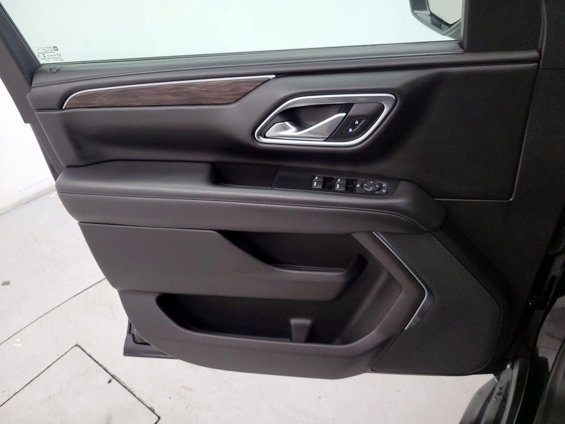 Thumbnail: 2021 Chevrolet Suburban - 12