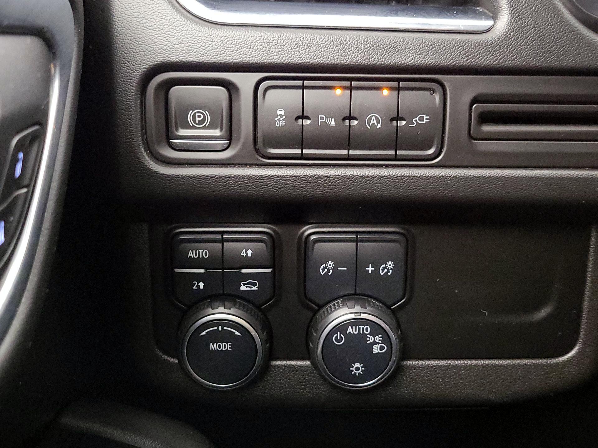 Thumbnail: 2021 Chevrolet Suburban - 13