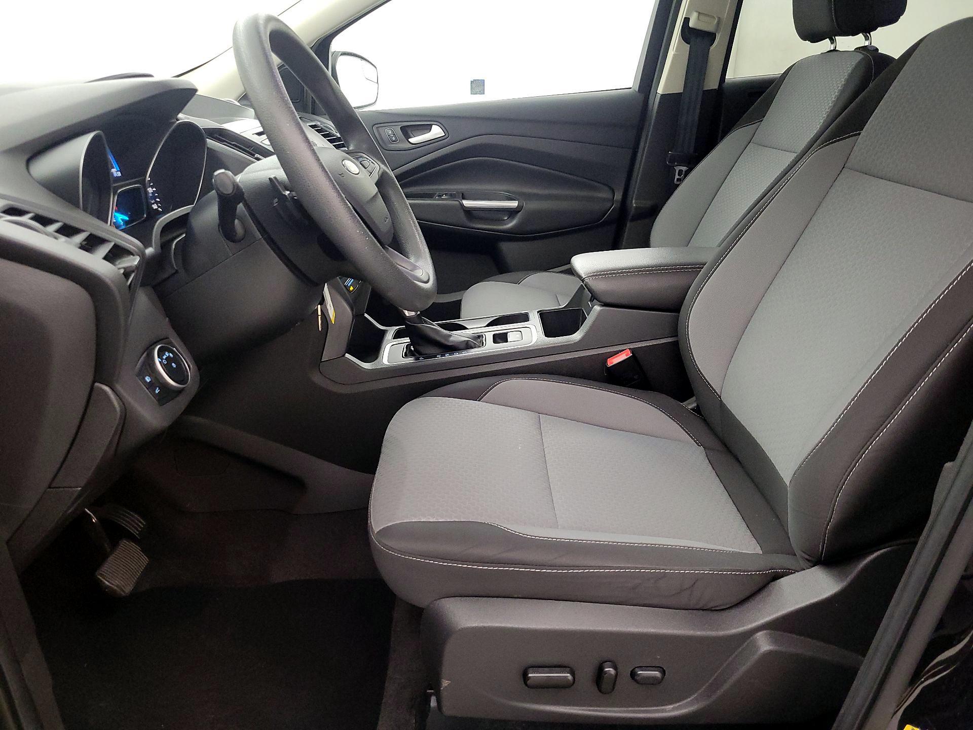 Thumbnail: 2017 Ford Escape - 11