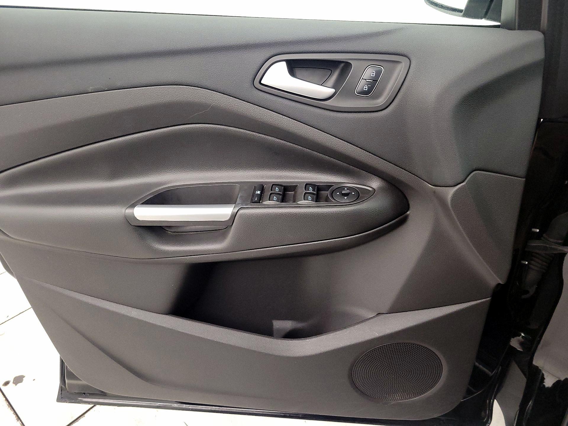 Thumbnail: 2017 Ford Escape - 12