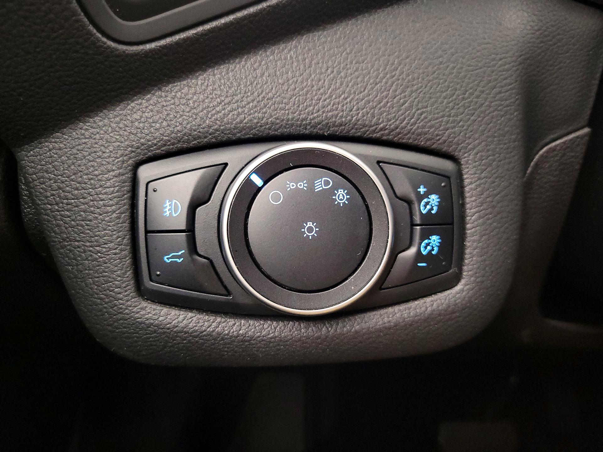 Thumbnail: 2017 Ford Escape - 13