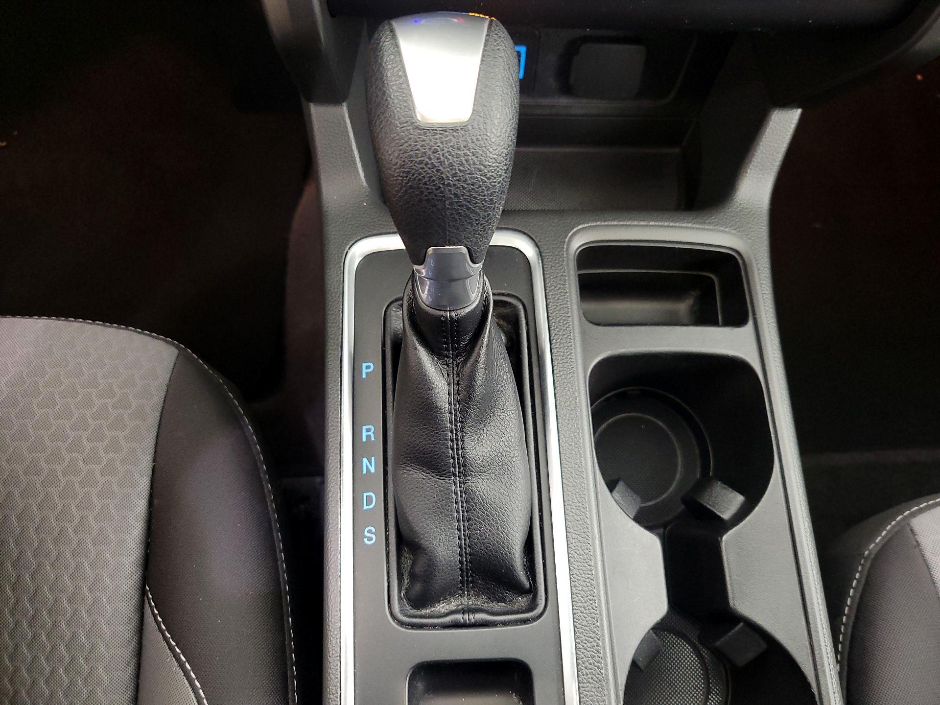 Thumbnail: 2017 Ford Escape - 17