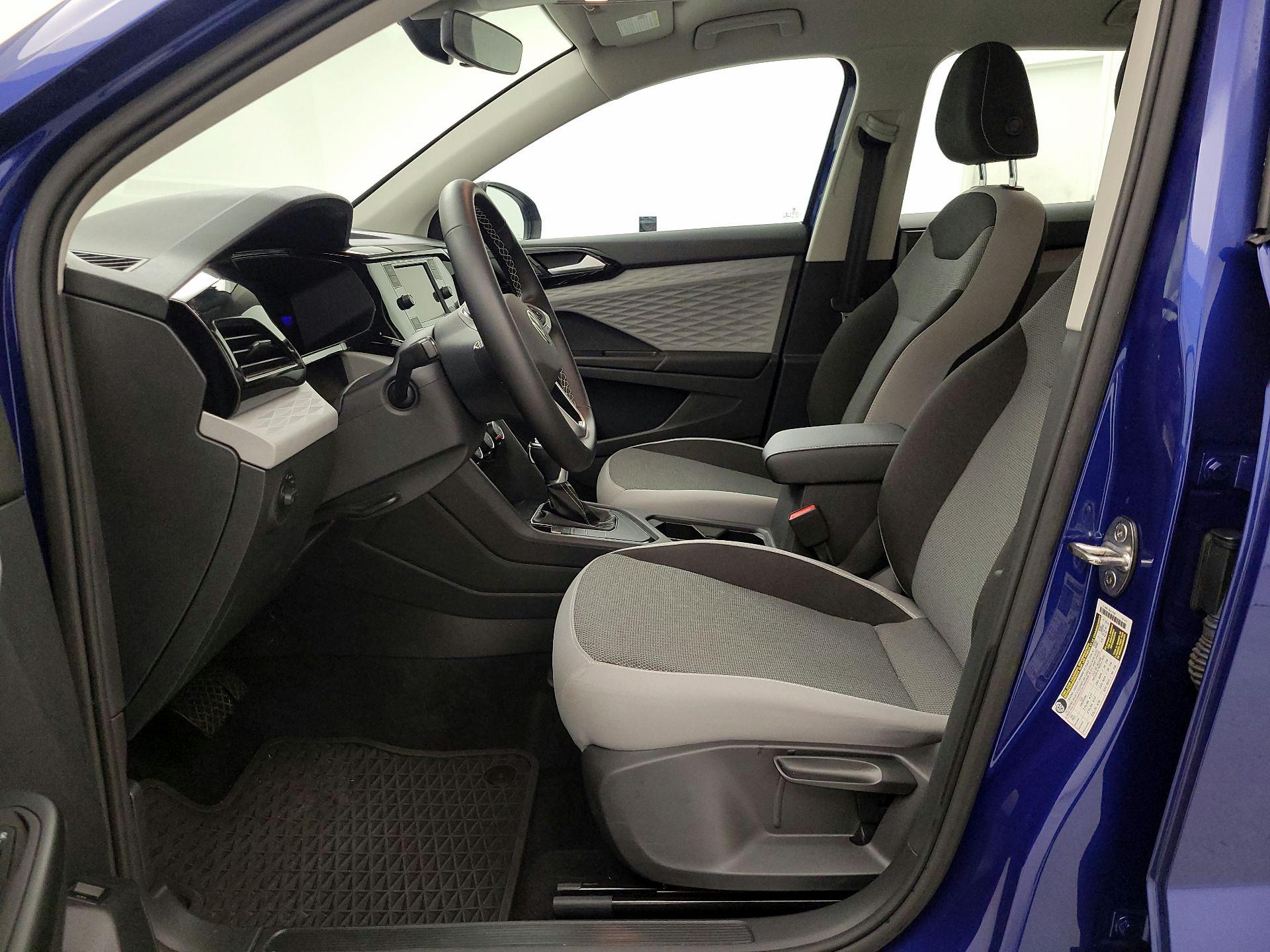 Thumbnail: 2023 Volkswagen Taos - 11