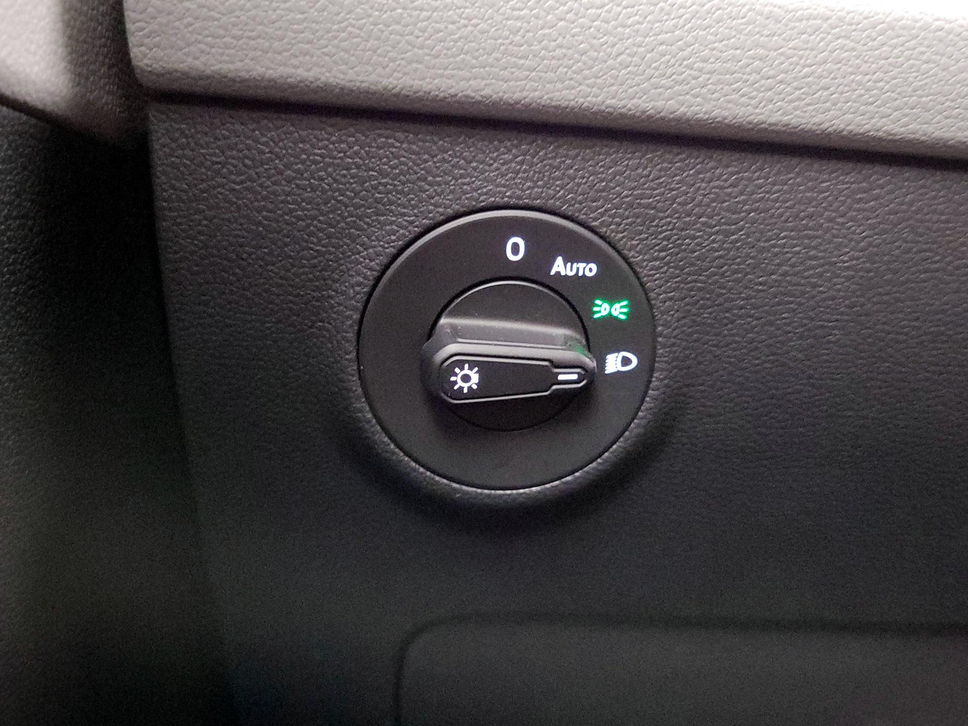 Thumbnail: 2023 Volkswagen Taos - 13