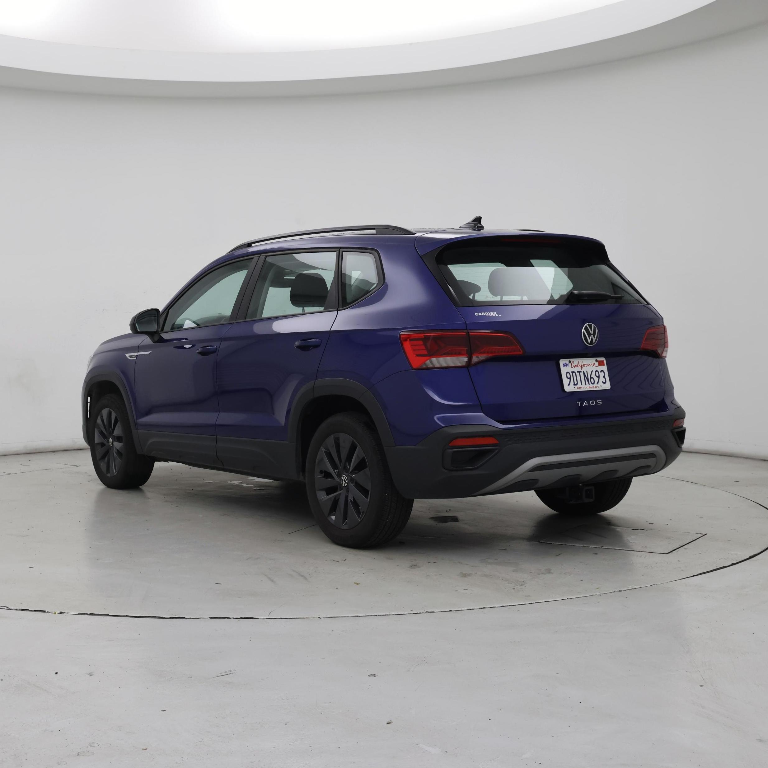 Thumbnail: 2023 Volkswagen Taos - 2