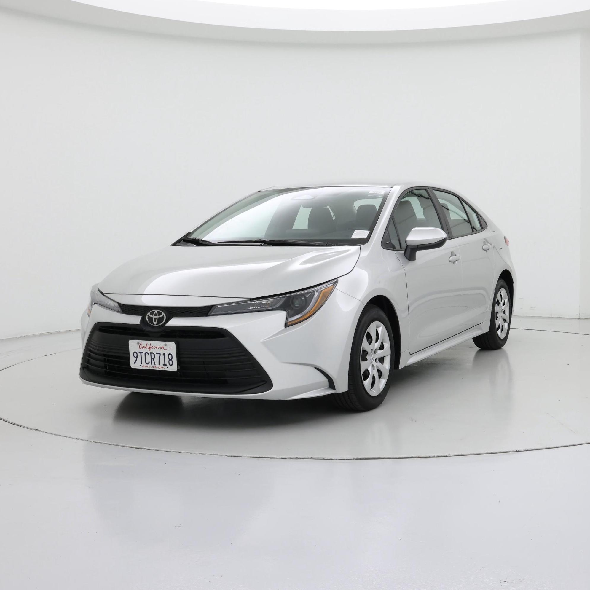 Thumbnail: 2025 Toyota Corolla - 4