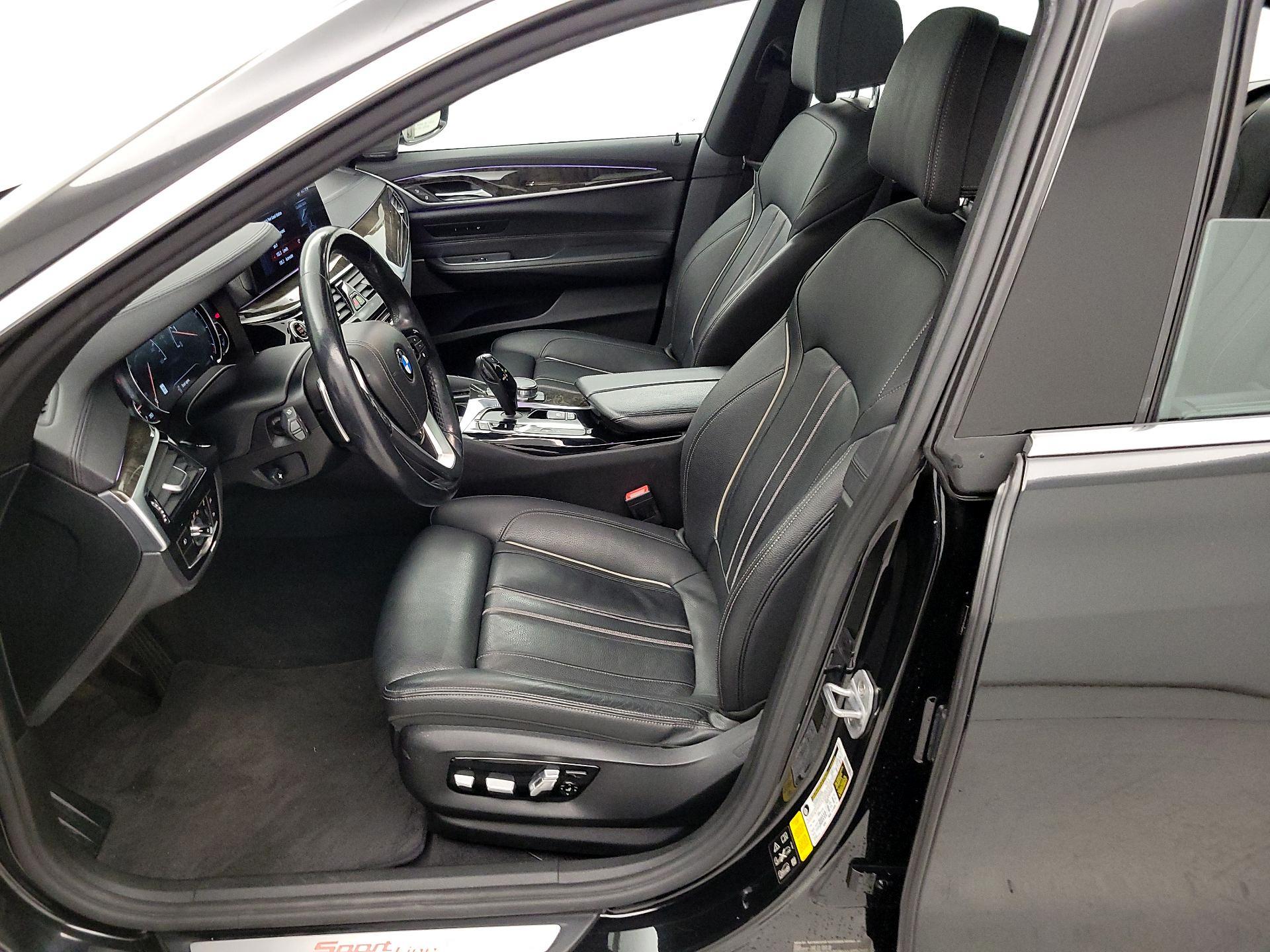 Thumbnail: 2018 BMW 6 Series - 11