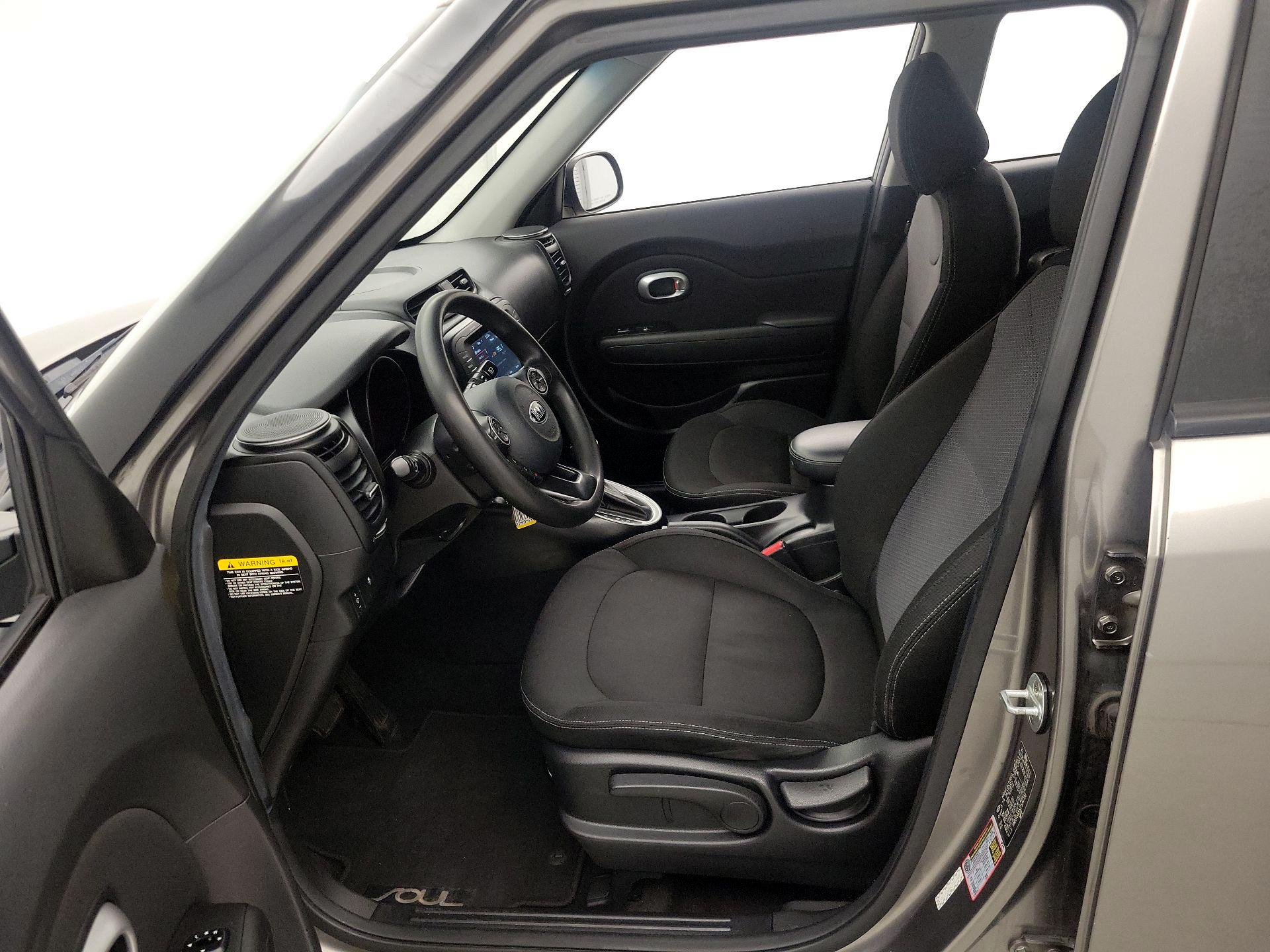 Thumbnail: 2018 Kia Soul - 11