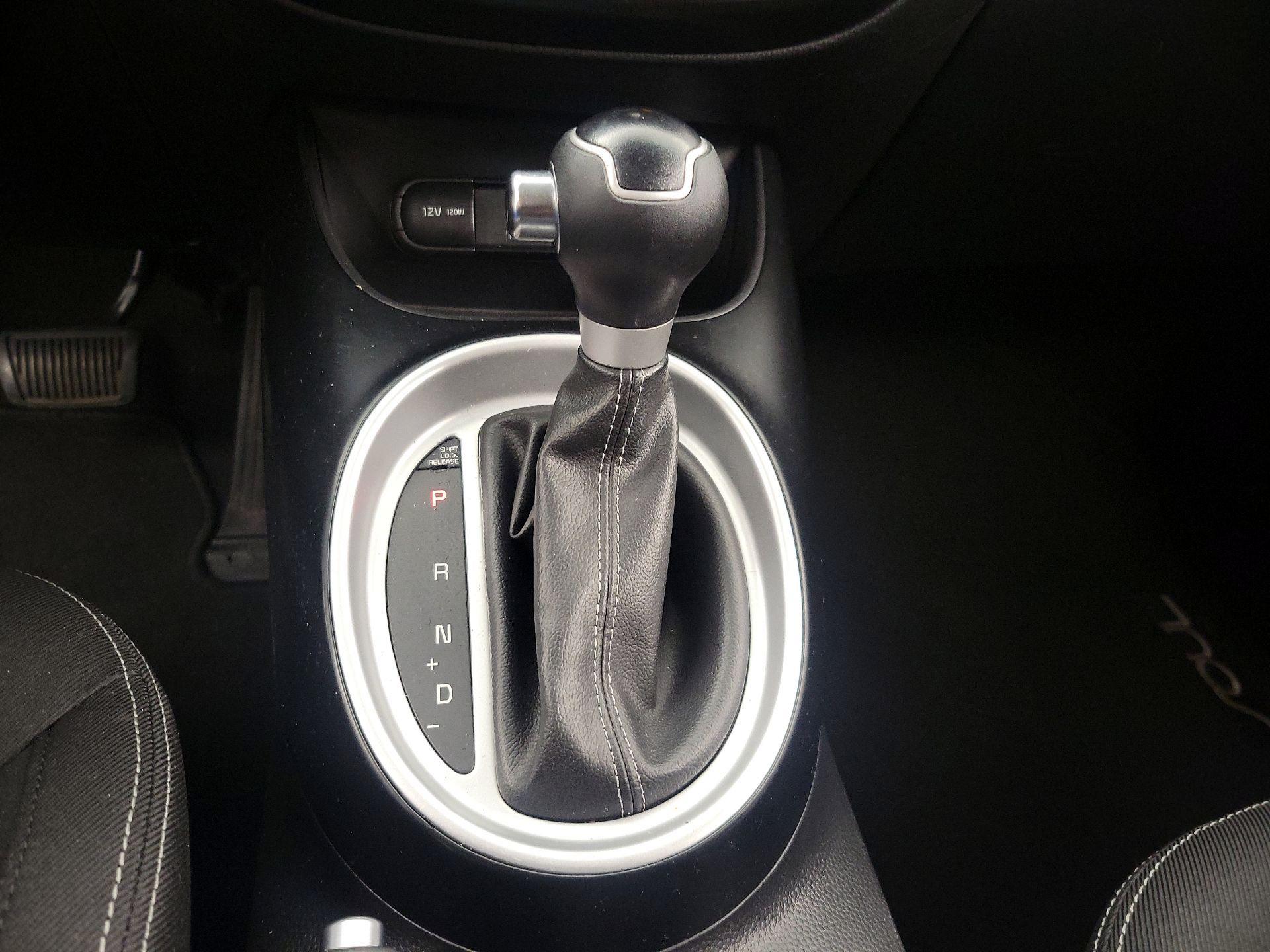 Thumbnail: 2018 Kia Soul - 17