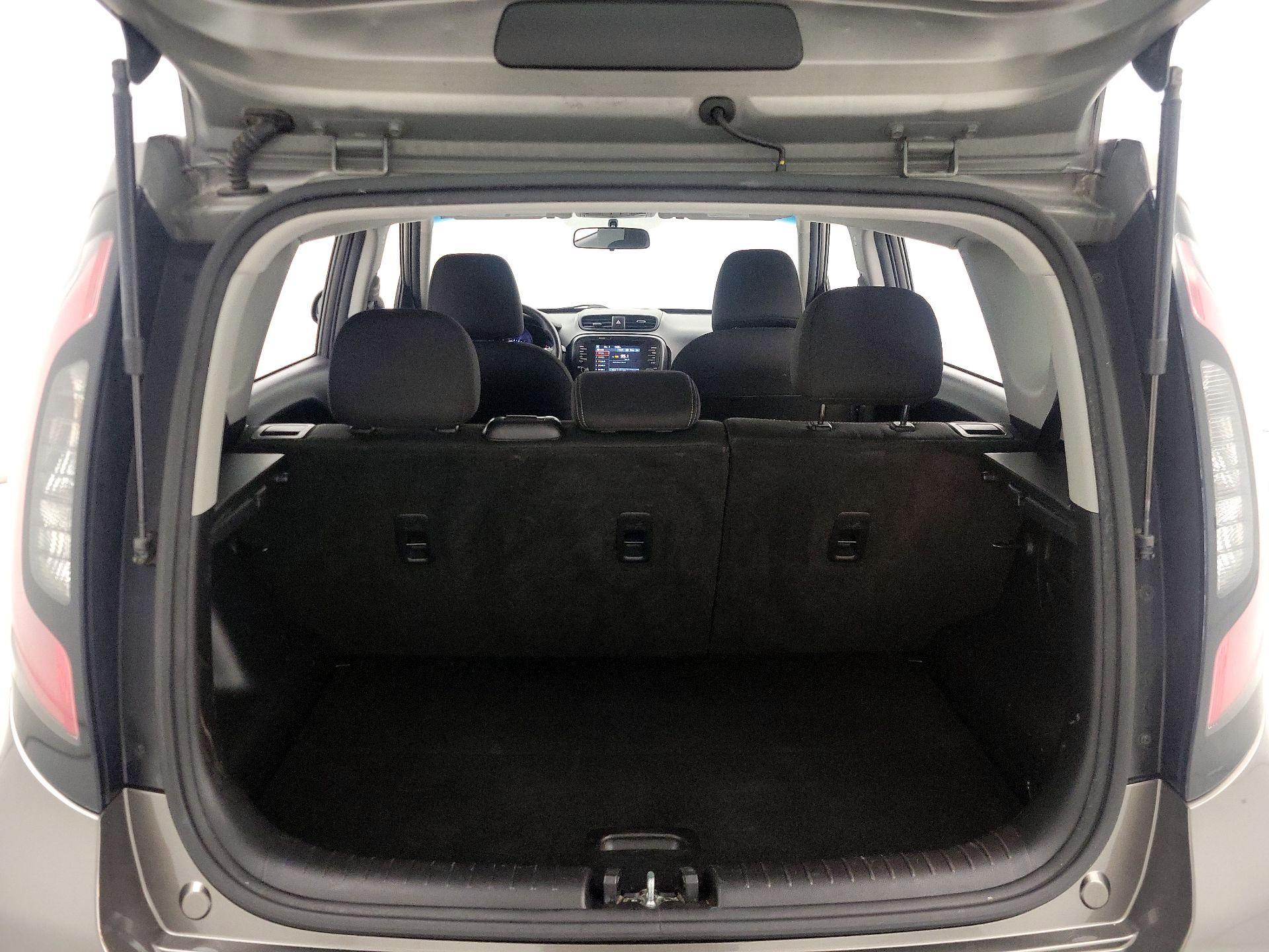 Thumbnail: 2018 Kia Soul - 20