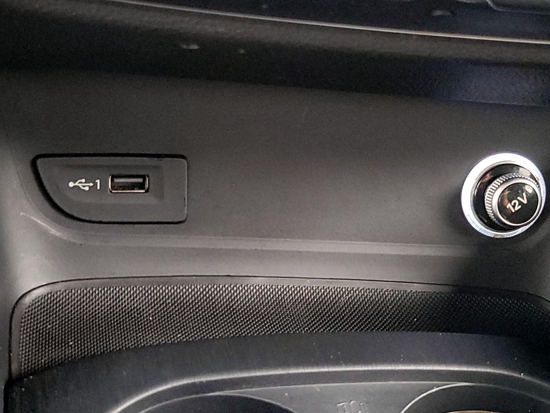 Thumbnail: 2019 Audi S3 - 19