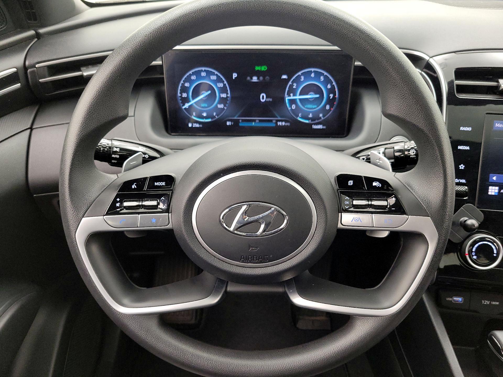 Thumbnail: 2023 Hyundai Santa Cruz - 10